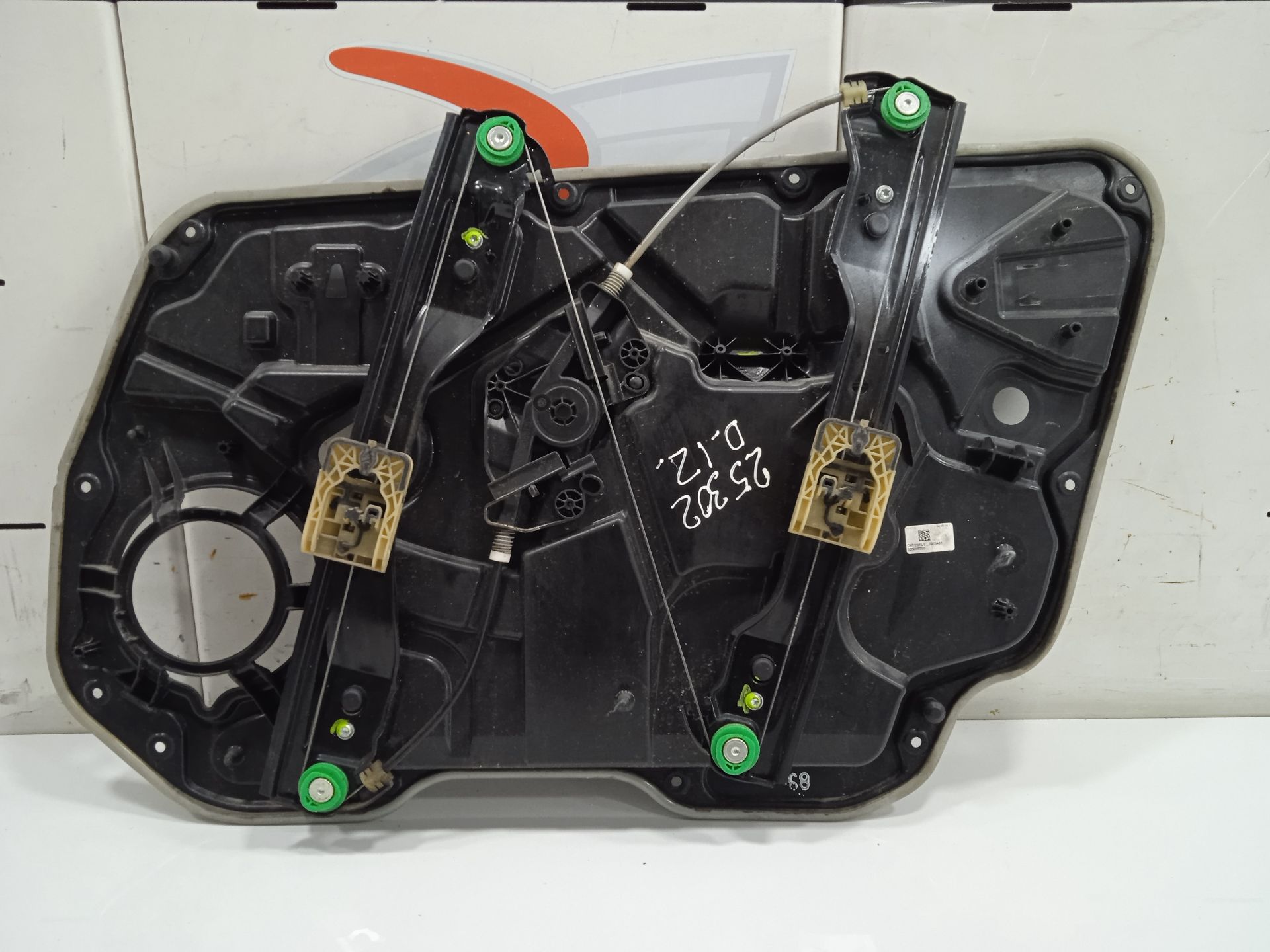 ELEVALUNAS DELANTERO IZQUIERDO VOLVO V60 KOMBI Kinetic