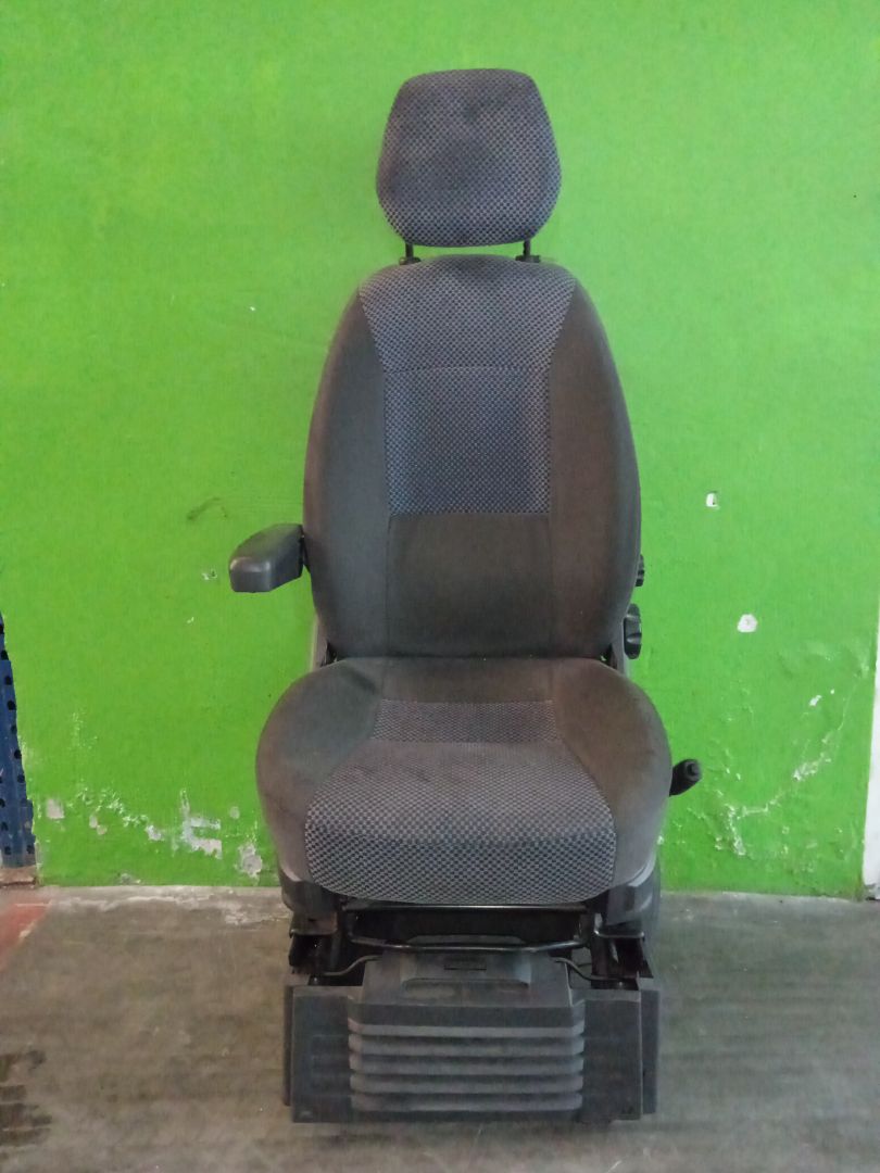 ASIENTO DELANTERO IZQUIERDO PEUGEOT BOXER CAJA CERRADA (RS 3000) (330/333) 2007 ->) HDi (333)