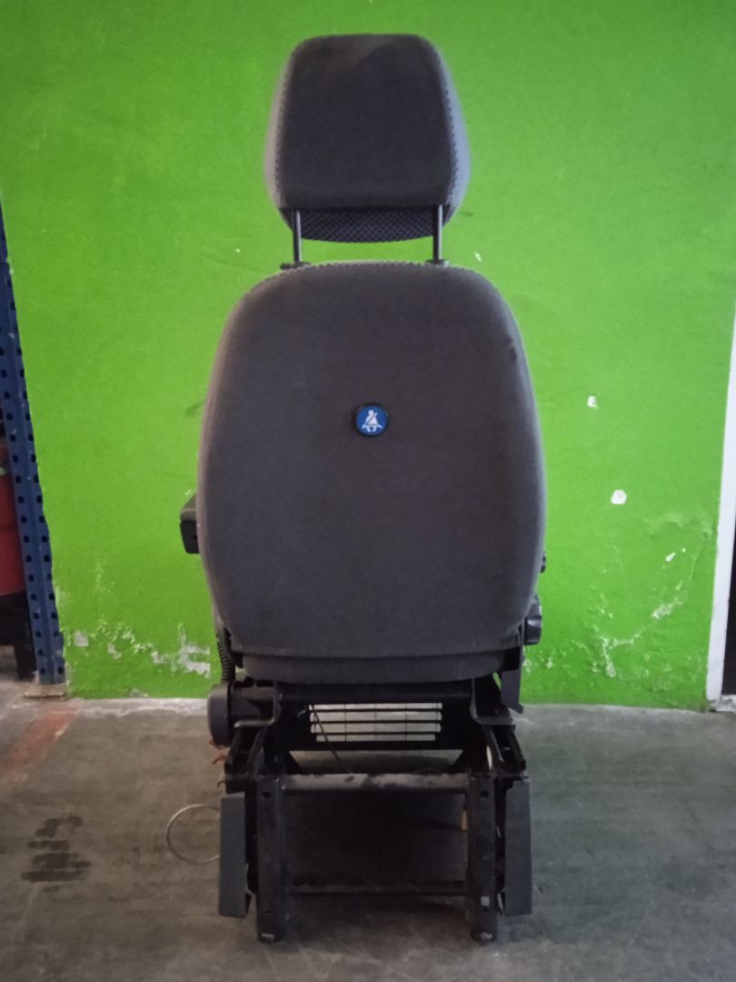 ASIENTO DELANTERO DERECHO PEUGEOT BOXER CAJA CERRADA (RS 3000) (330/333) 2007 ->) HDi (333)