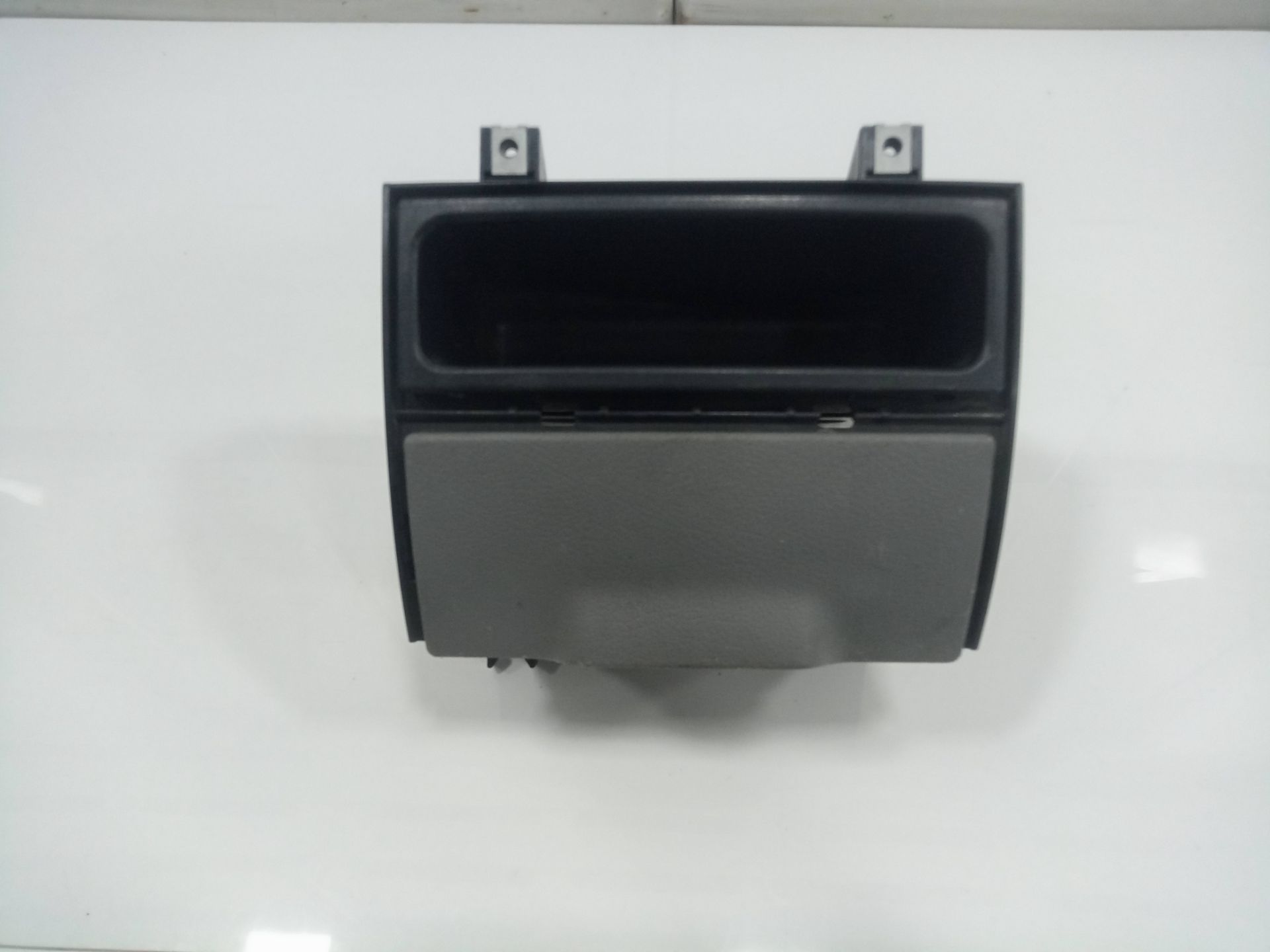 GUANTERA CENTRAL MERCEDES-BENZ SPRINTERII CAJA ABIERTA, DOBLE CAB. (DESDE 01.06) 209/211/213/215          CDI  (906.211/213)