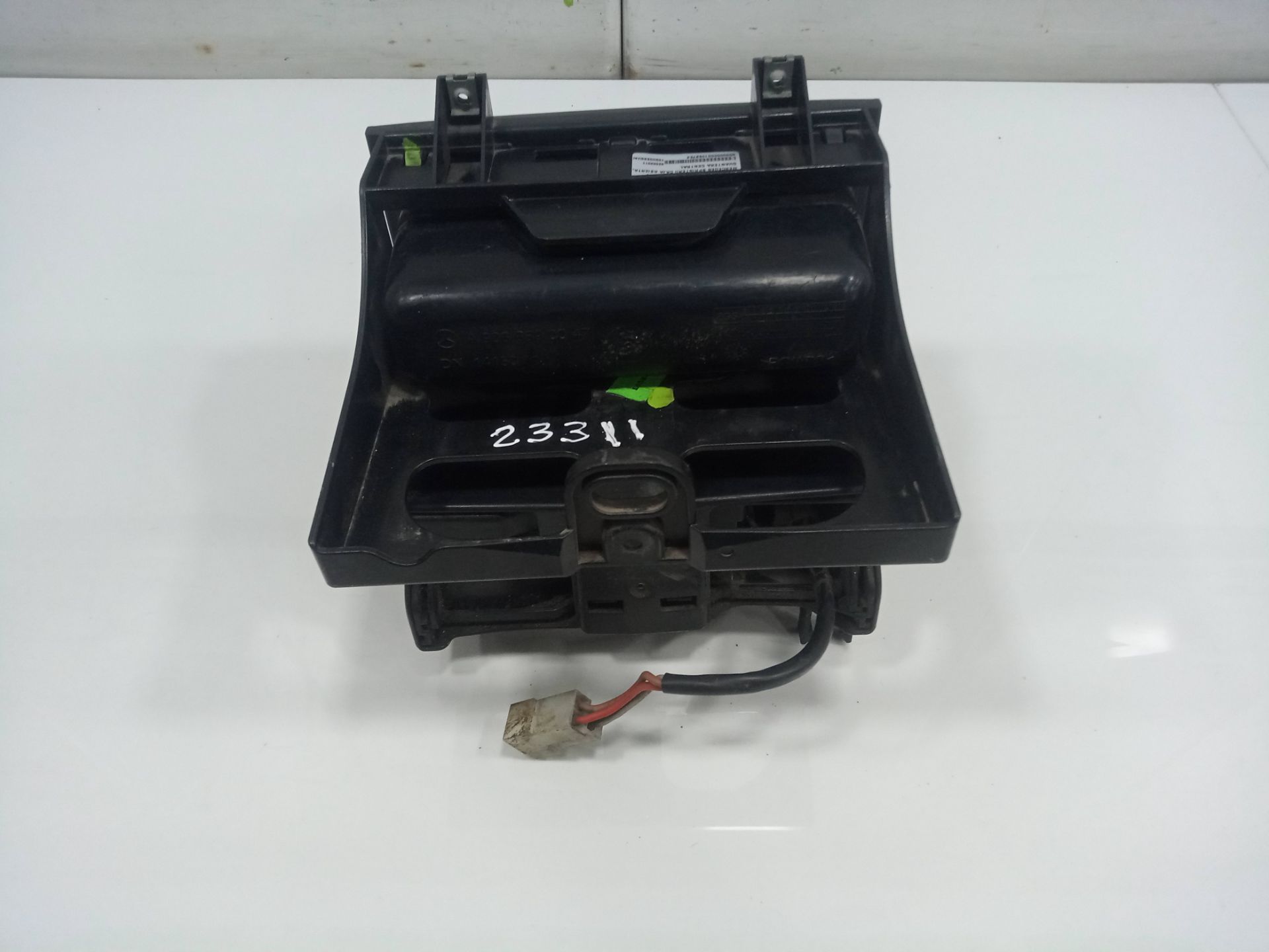 GUANTERA CENTRAL MERCEDES-BENZ SPRINTERII CAJA ABIERTA, DOBLE CAB. (DESDE 01.06) 209/211/213/215          CDI  (906.211/213)