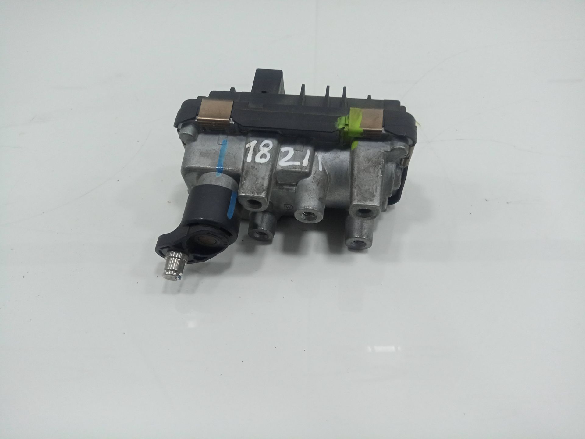 VALVULA DESCARGA TURBO JAGUAR XE Portfolio   |   10.14 - 12.18