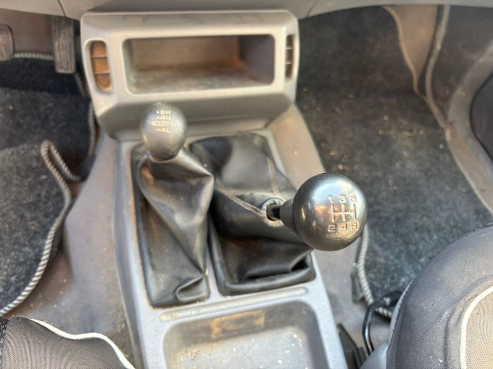 NISSAN TERRANO/TERRANO.II (R20) Aventura Motor 2,7 Ltr. - 92 kW Turbodiesel