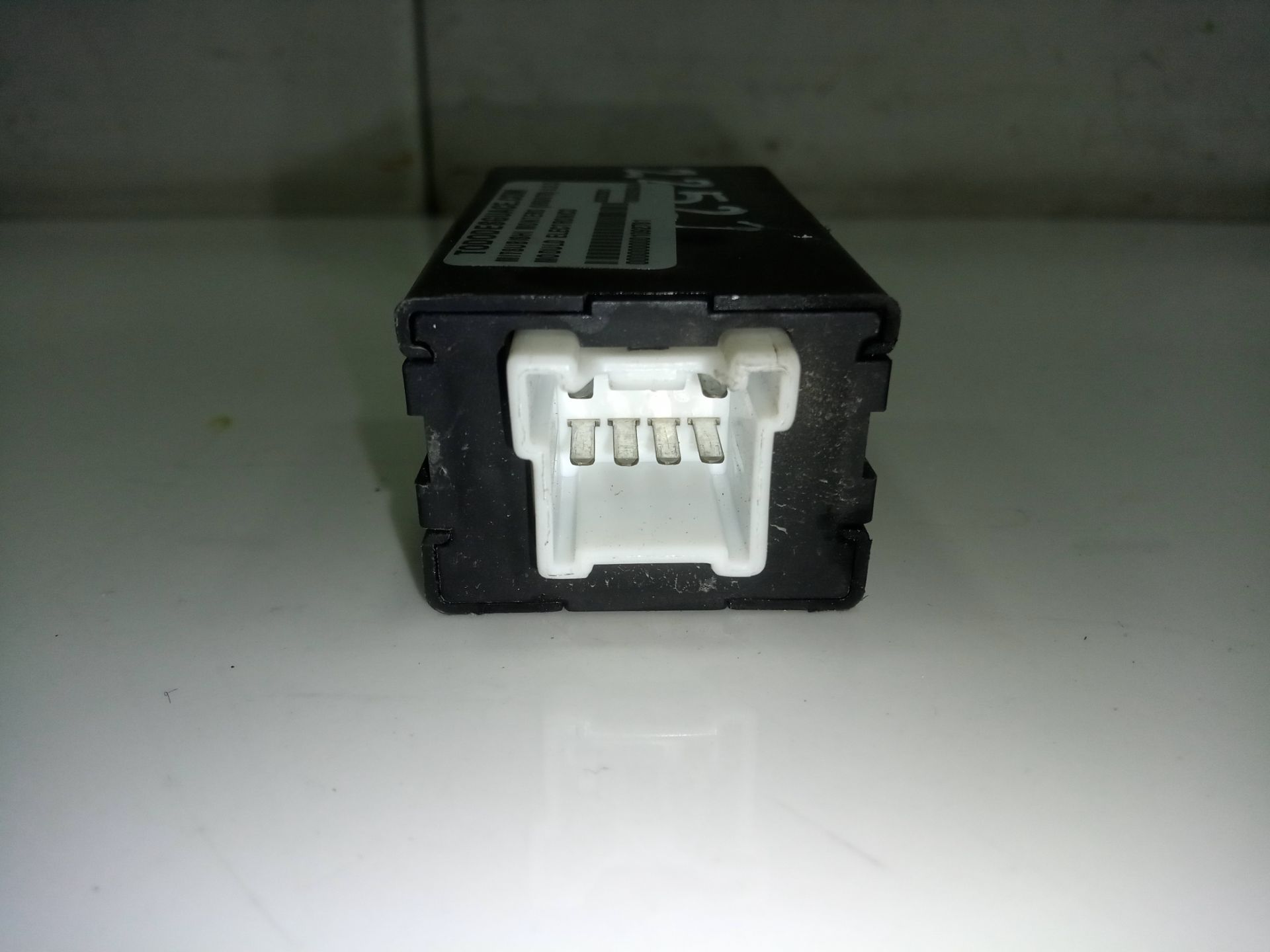 MODULO ELECTRONICO MITSUBISHI MONTERO (V60/V70) 3.2 DI-D GLX Hunter (5-ptas.)   |   10.01 - ...
