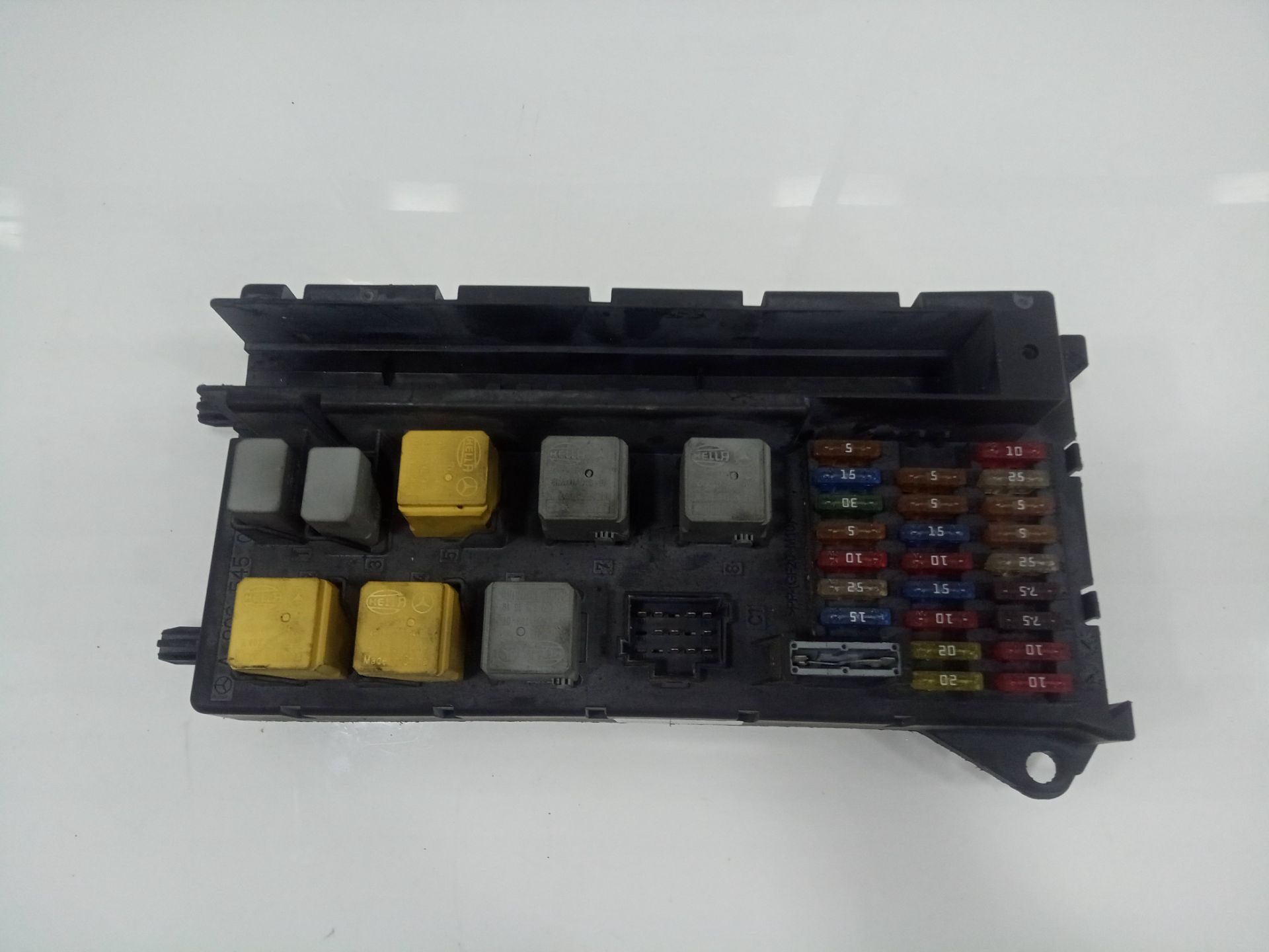 CAJA RELES / FUSIBLES MERCEDES-BENZ SPRINTERII COMBI (DESDE 01.06) 211/215 CDI (906.711/713)