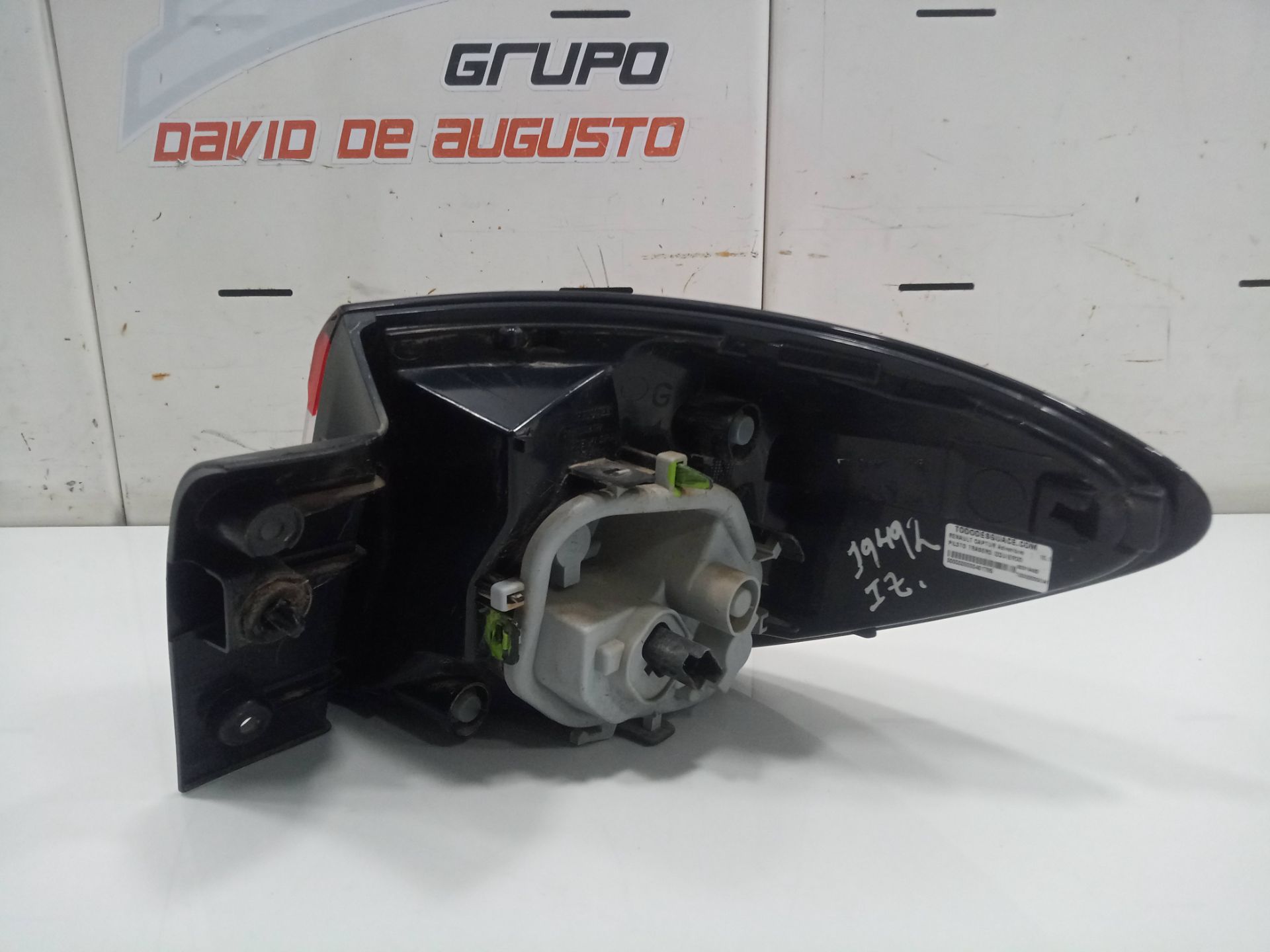PILOTO TRASERO IZQUIERDO RENAULT CAPTUR Adventure   |   10.13 - 12.16