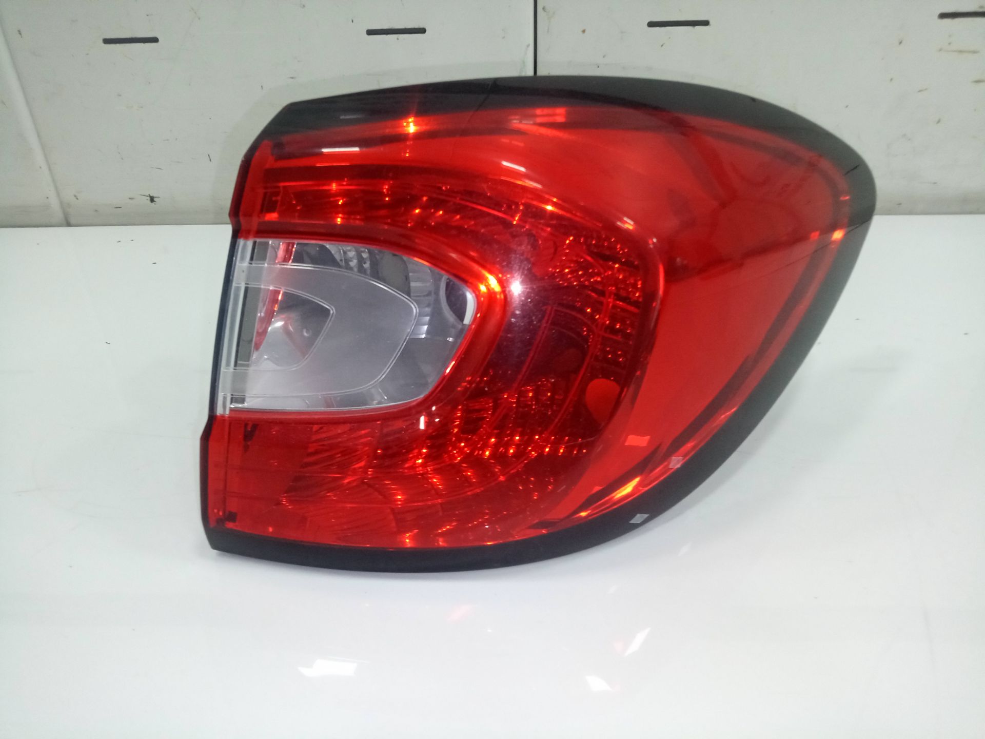 PILOTO TRASERO DERECHO RENAULT CAPTUR Adventure   |   10.13 - 12.16