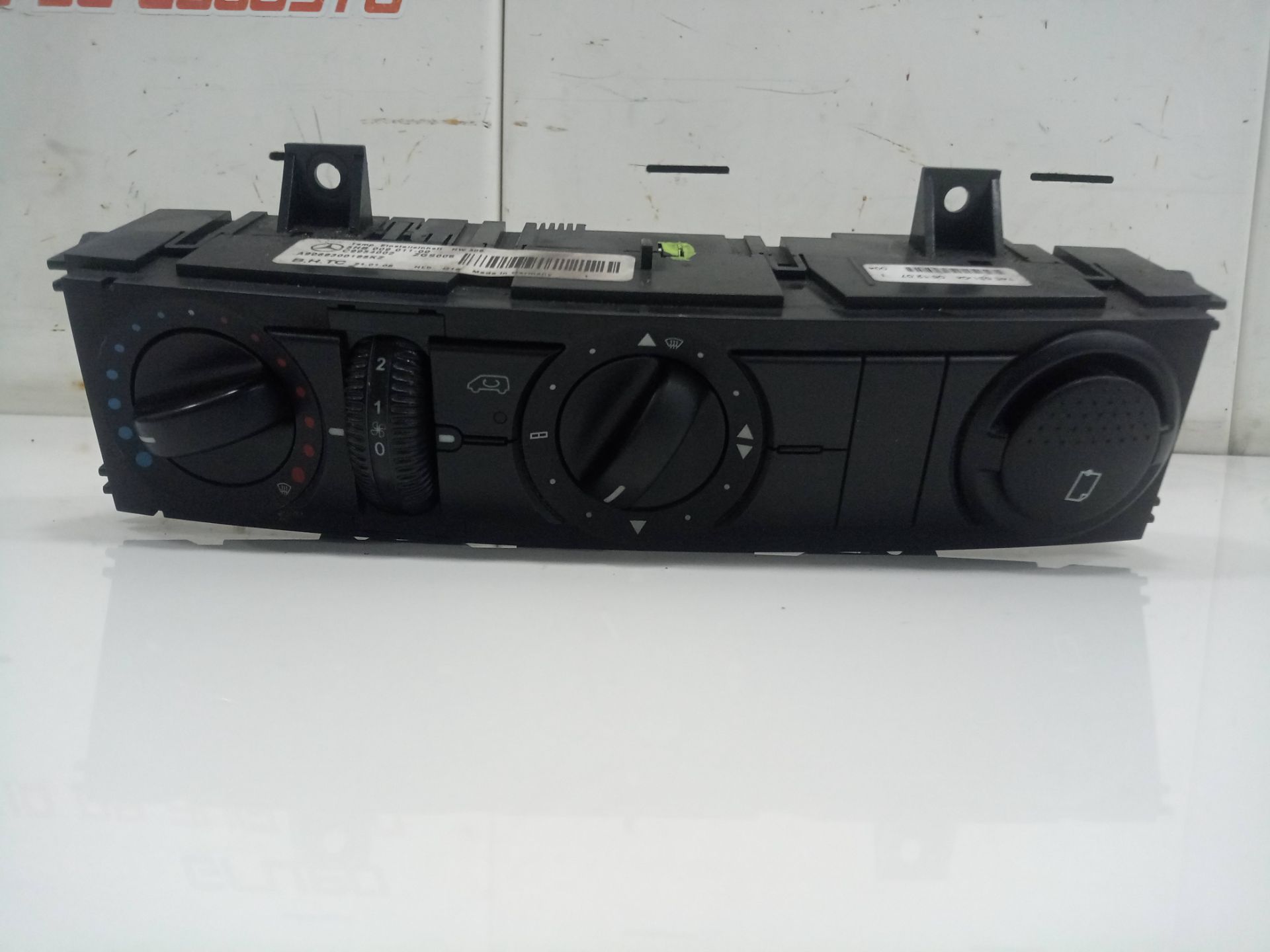 MANDO CALEFACCION / AIRE ACONDICIONADO MERCEDES-BENZ SPRINTERII CAJA ABIERTA (DESDE 01.06) 309/311/313/315          CDI  (906.131/132/133/134/135/136)