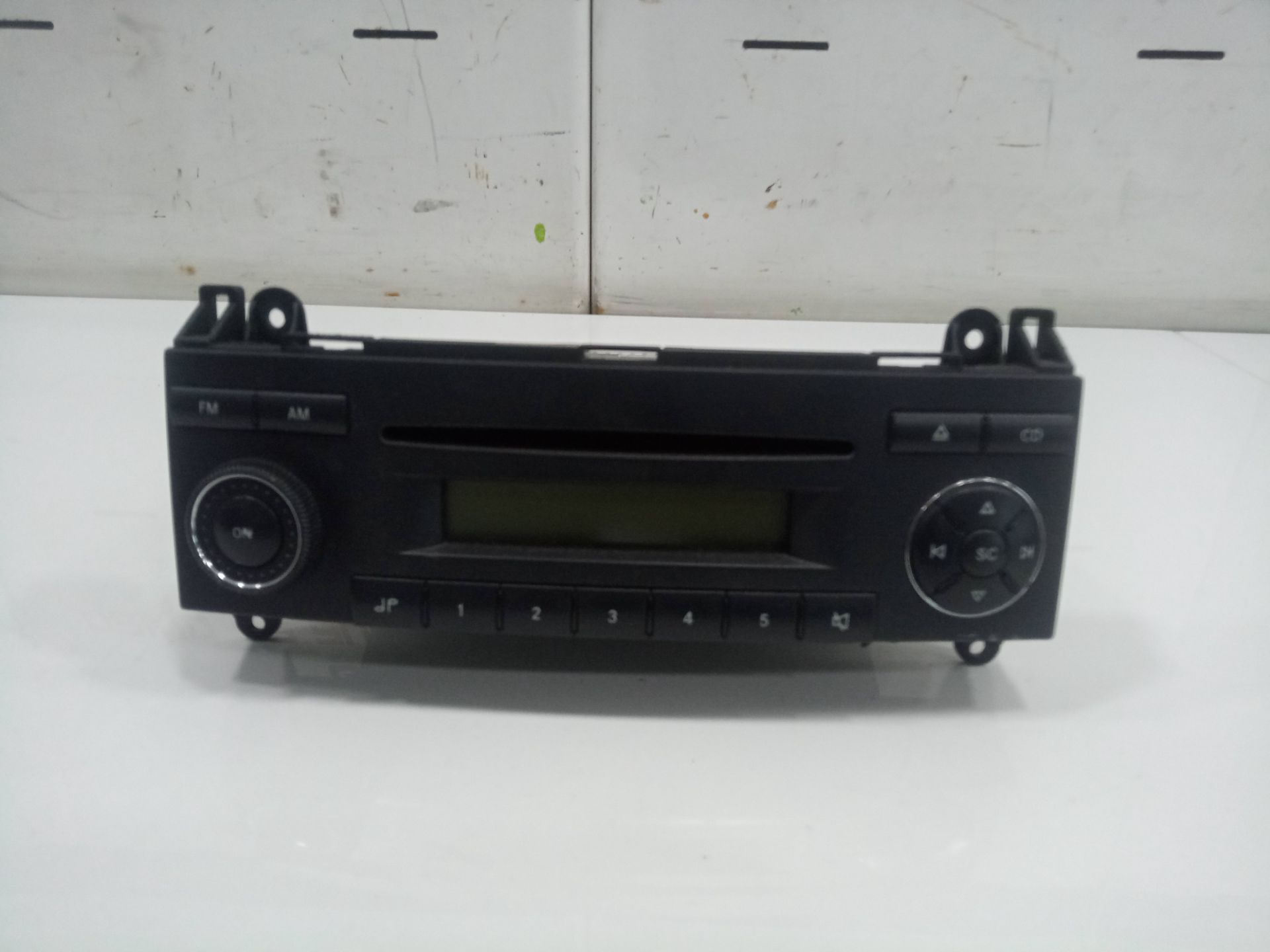 SISTEMA AUDIO / RADIO CD MERCEDES-BENZ SPRINTERII CAJA ABIERTA (DESDE 01.06) 309/311/313/315          CDI  (906.131/132/133/134/135/136)