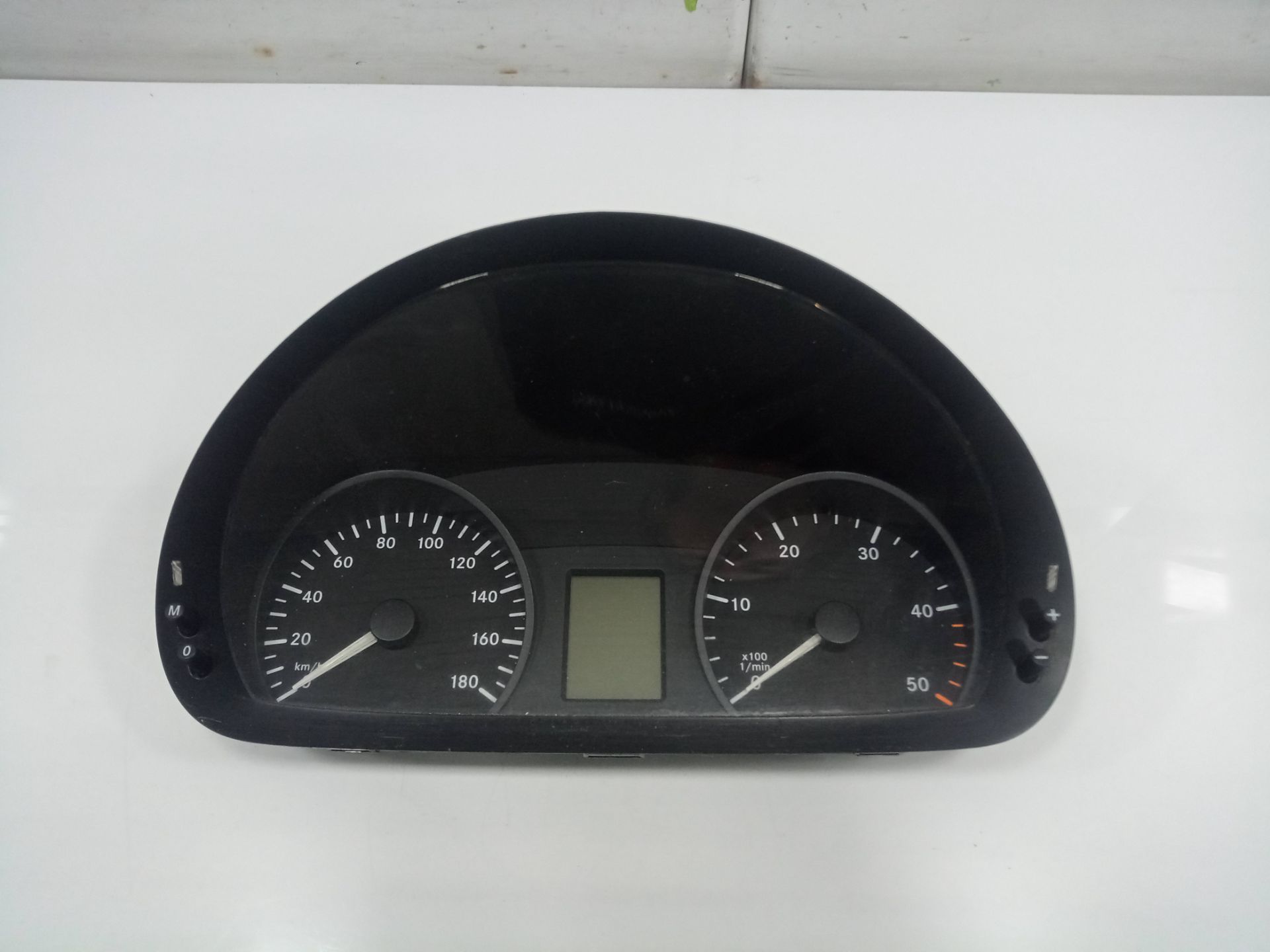 CUADRO INSTRUMENTOS MERCEDES-BENZ SPRINTERII CAJA ABIERTA (DESDE 01.06) 309/311/313/315          CDI  (906.131/132/133/134/135/136)