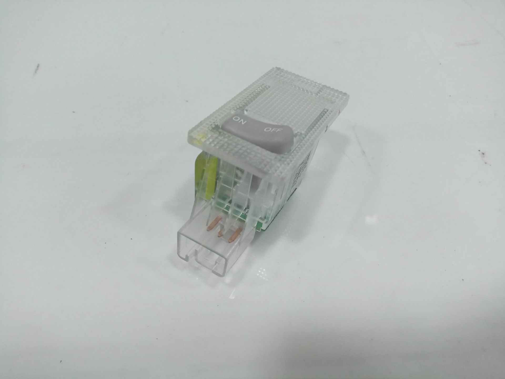 LUZ INTERIOR DFSK FENGON IX5 CLASSIC