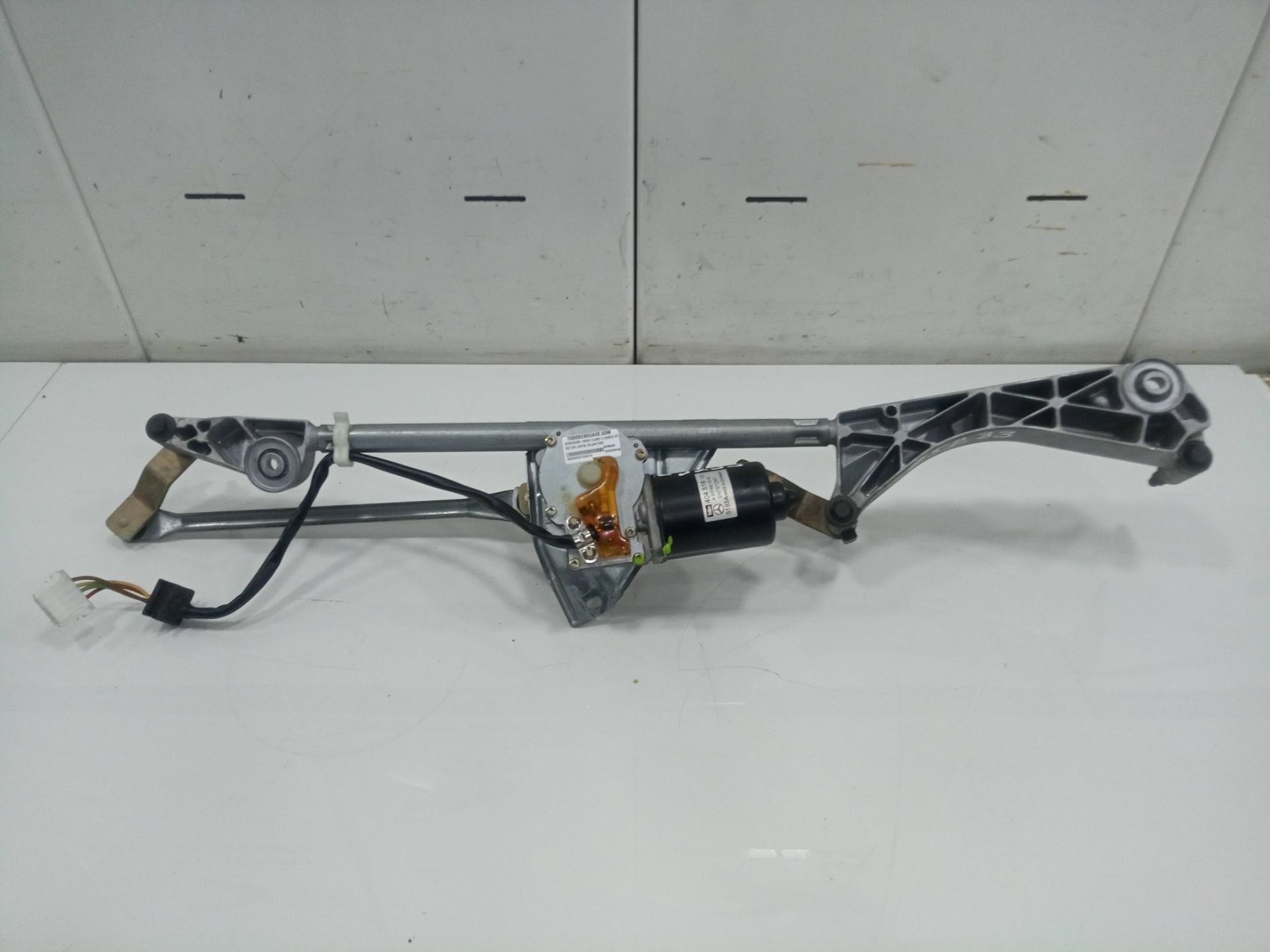 MOTOR LIMPIA DELANTERO MERCEDES-BENZ CLASE C (W203) BERLINA 240 (203.061)