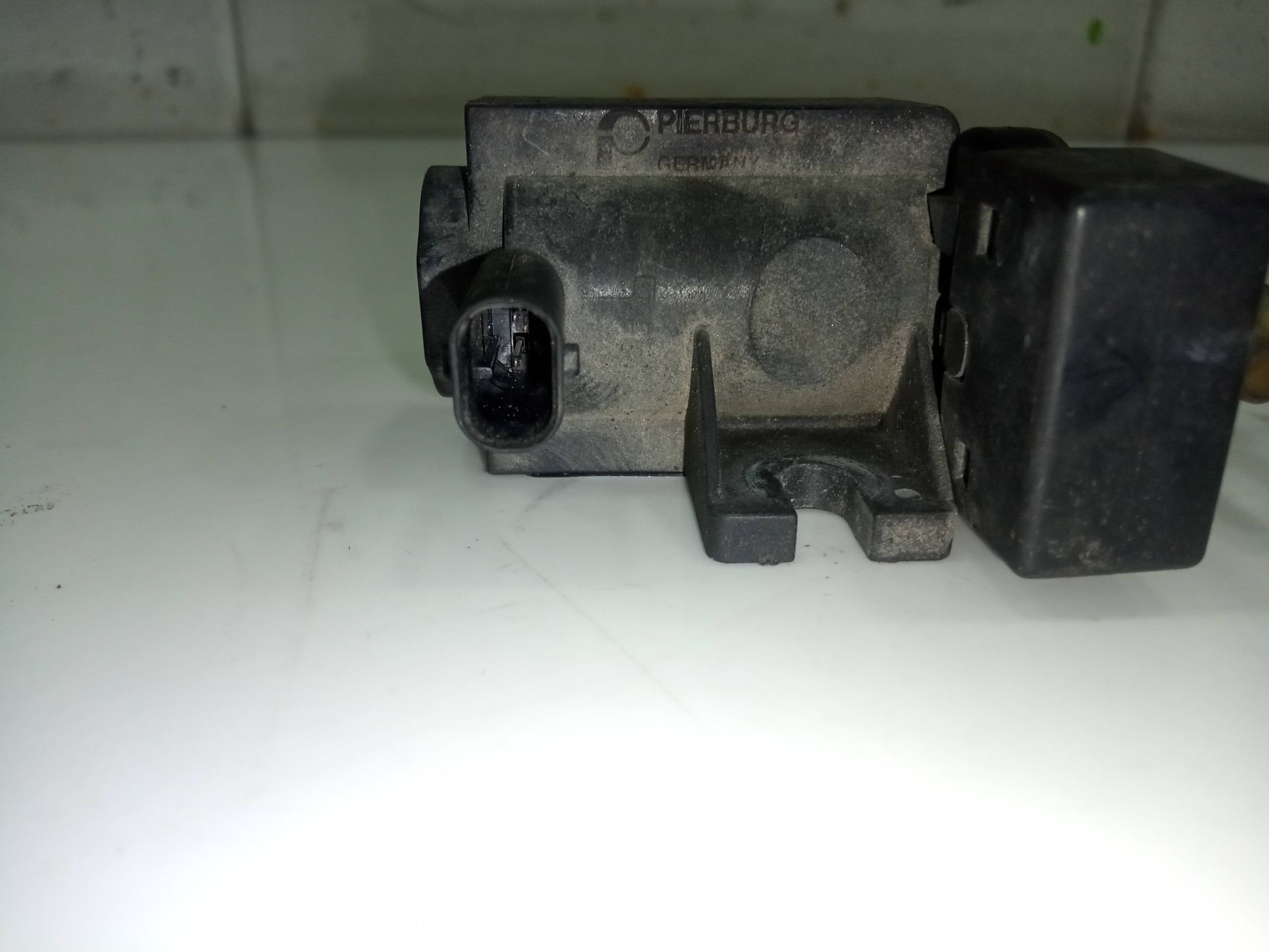 VALVULA AIRE ADICIONAL MERCEDES-BENZ SPRINTERII COMBI (DESDE 01.06) 211/215 CDI (906.711/713)