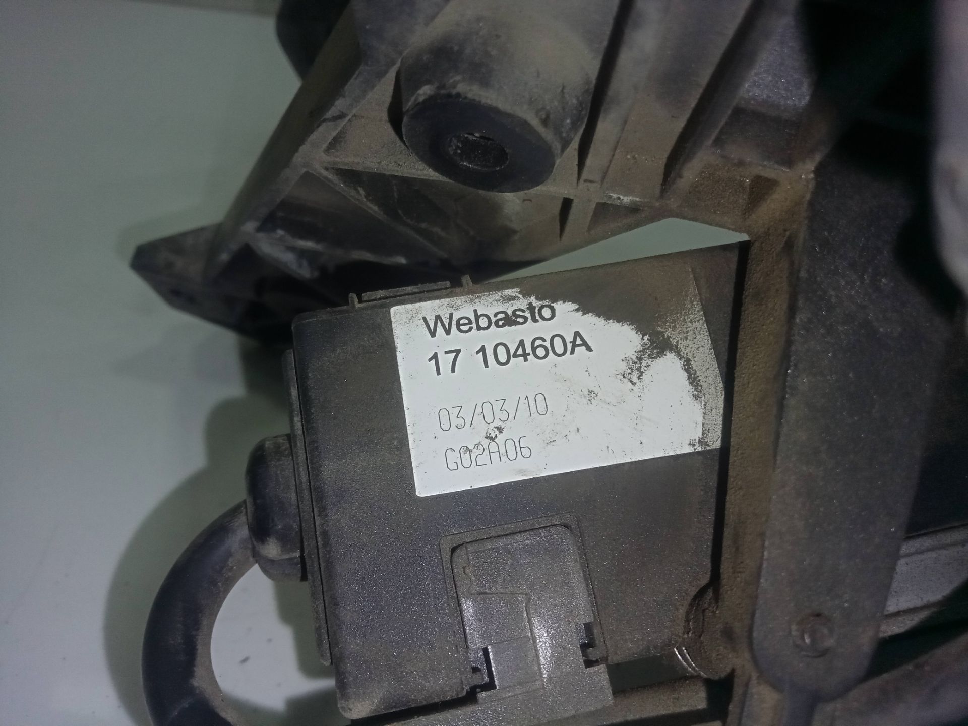 MOTOR LIMPIA DELANTERO foto 3