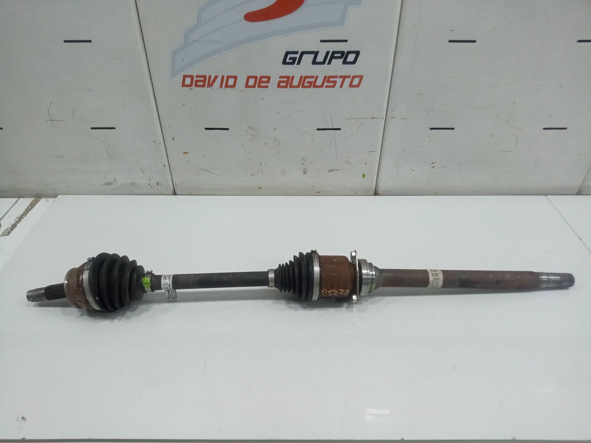 TRANSMISION DELANTERA DERECHA FIAT TIPO II (357) BERLINA CITY SPORT