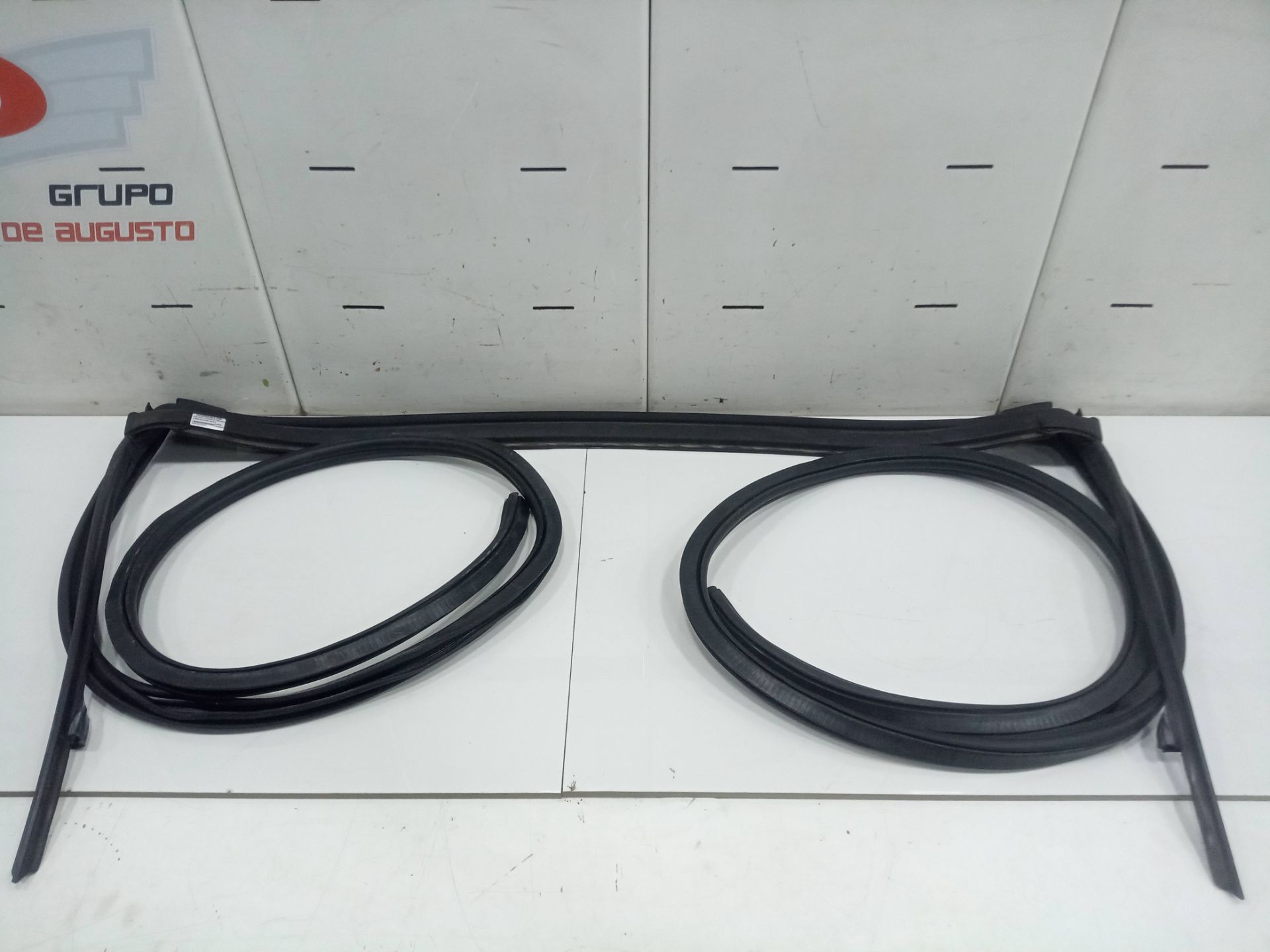 GOMAS CONTORNO PUERTA foto 2