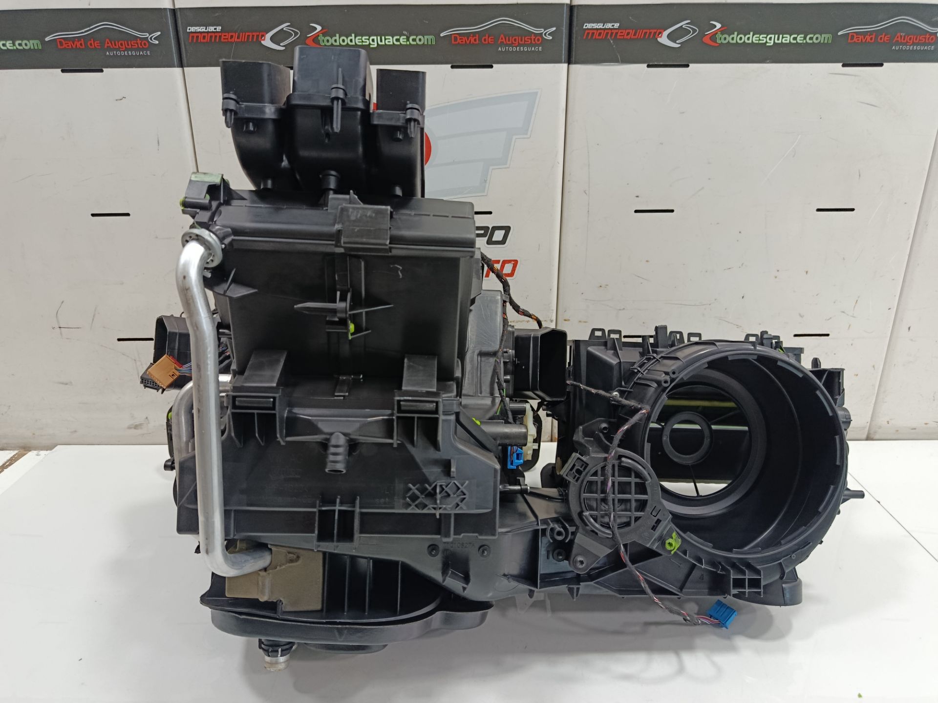 MUEBLE CALEFACION VOLKSWAGEN GOLF VII SPORTSVAN Advance