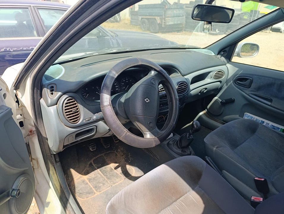 RENAULT MEGANE I FASE 2 BERLINA (BA0) *