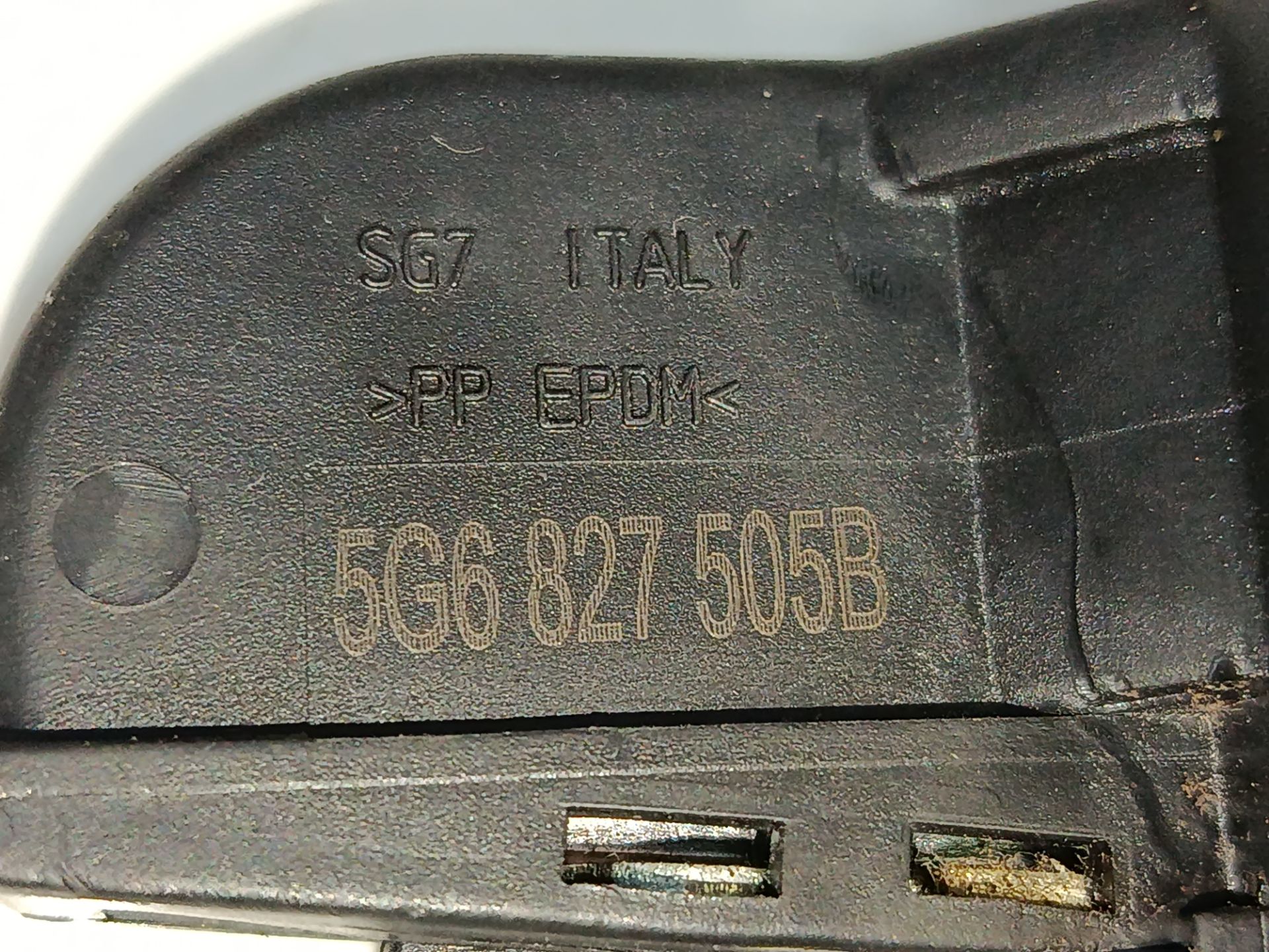 CERRADURA MALETERO / PORTON VOLKSWAGEN GOLF VII SPORTSVAN Advance