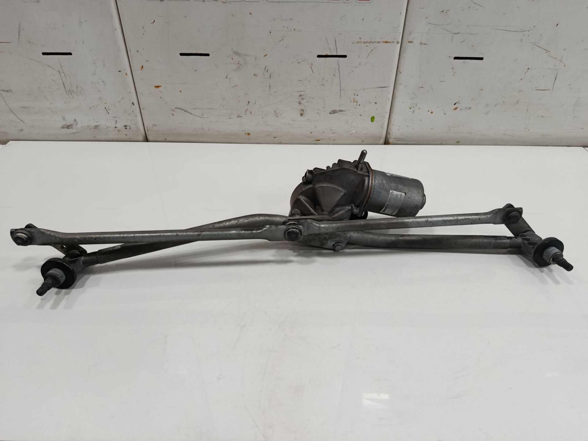 MOTOR LIMPIA DELANTERO MERCEDES-BENZ SPRINTERII CAJA ABIERTA (DESDE 01.06) 309/311/313/315          CDI  (906.131/132/133/134/135/136)