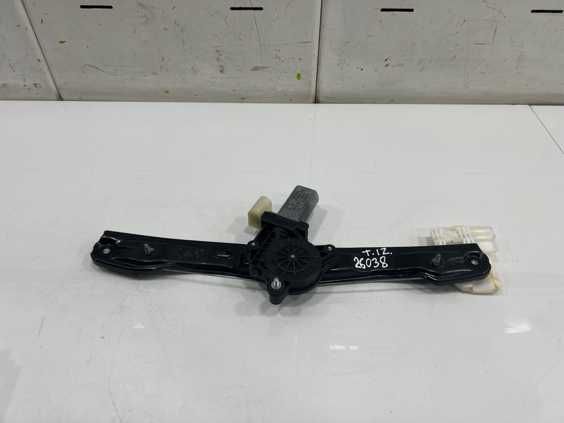 ELEVALUNAS TRASERO IZQUIERDO BMW SERIE 3 LIM. (F30) 330e