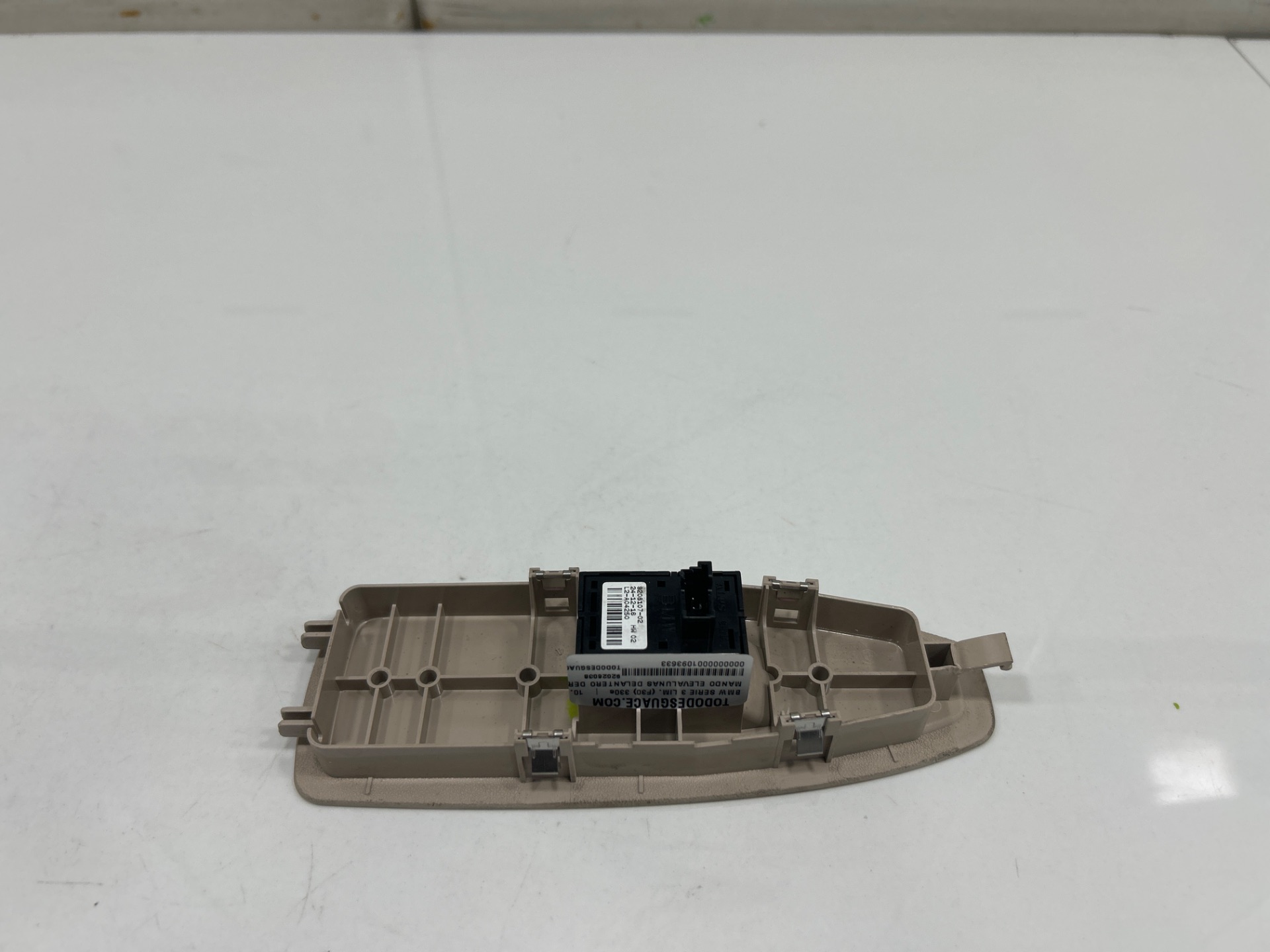 MANDO ELEVALUNAS DELANTERO DERECHO BMW SERIE 3 LIM. (F30) 330e