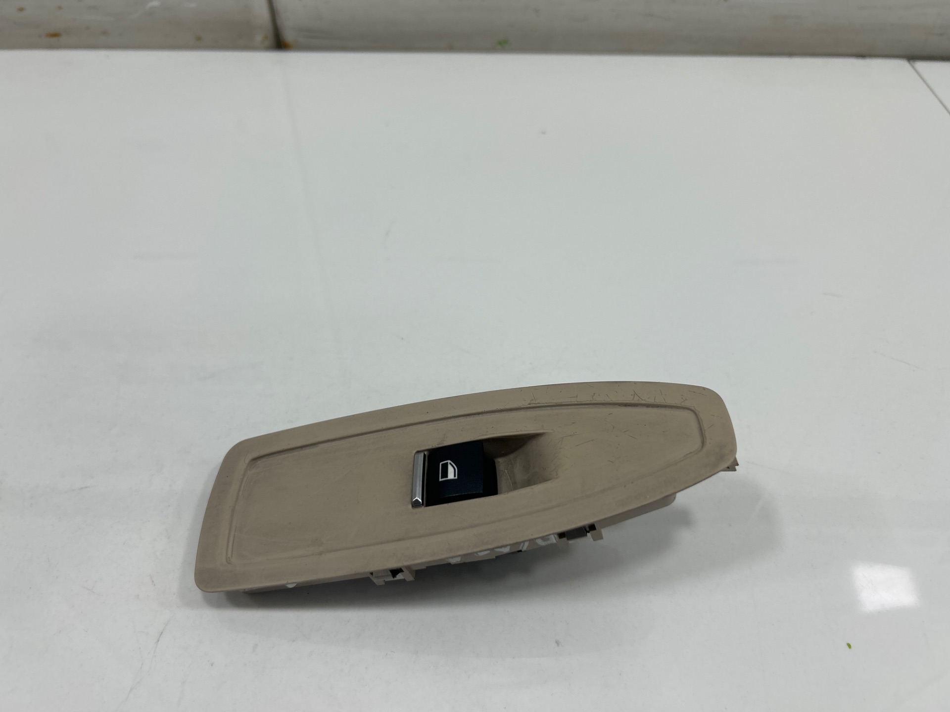 MANDO ELEVALUNAS DELANTERO DERECHO BMW SERIE 3 LIM. (F30) 330e