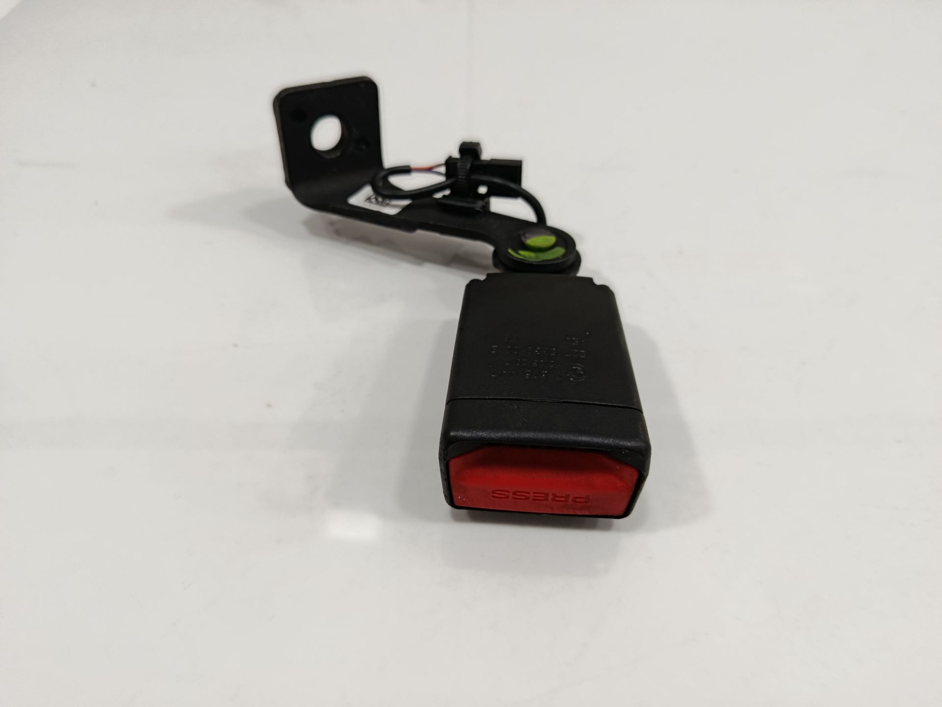 ANCLAJE CINTURON TRASERO IZQUIERDO BMW SERIE 3 LIM. (F30) 330e