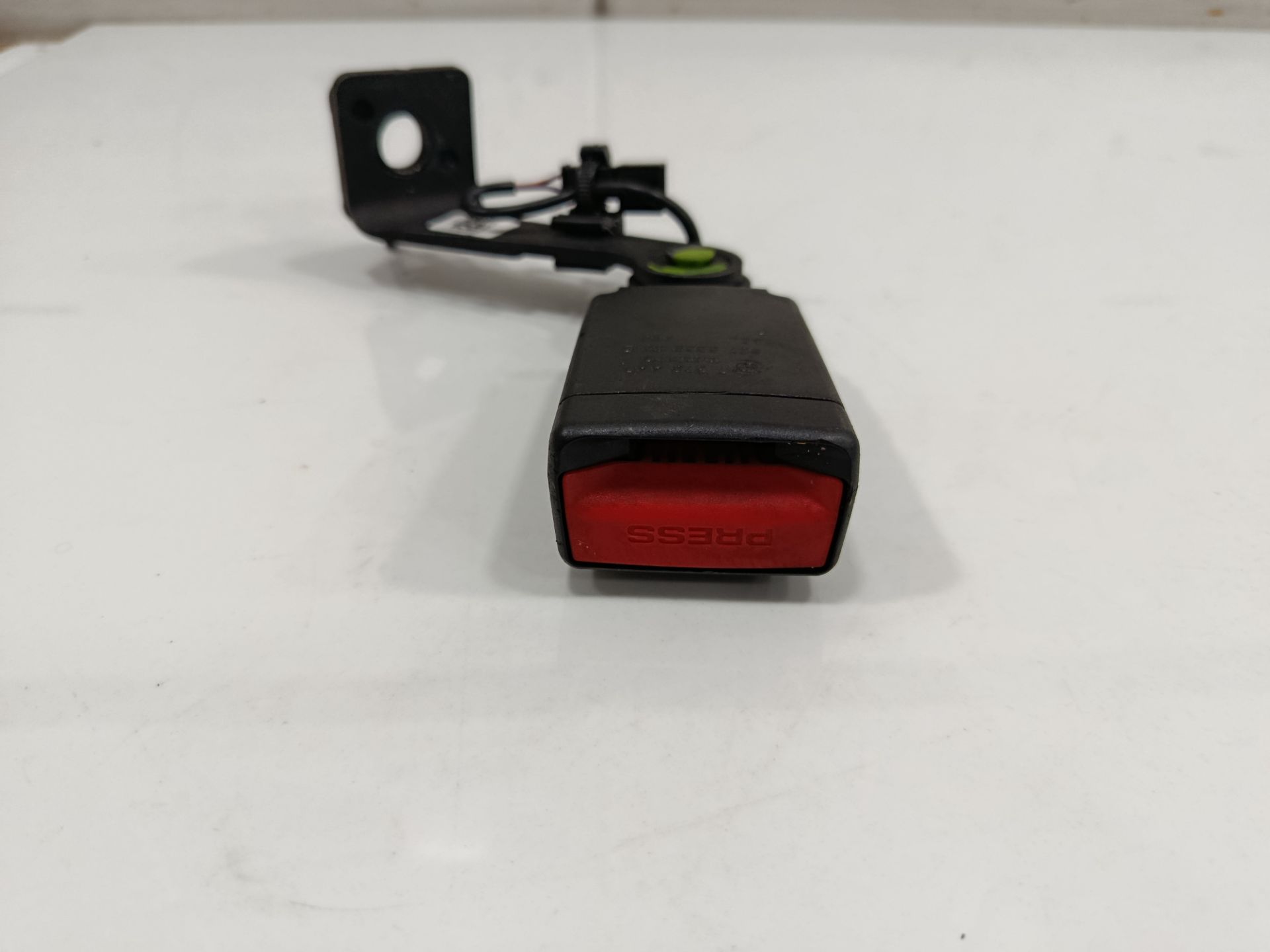 ANCLAJE CINTURON TRASERO IZQUIERDO BMW SERIE 3 LIM. (F30) 330e