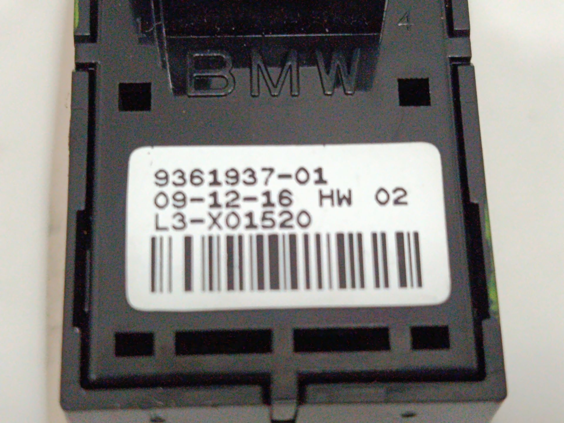MANDO ELEVALUNAS TRASERO IZQUIERDO BMW SERIE 3 LIM. (F30) 330e