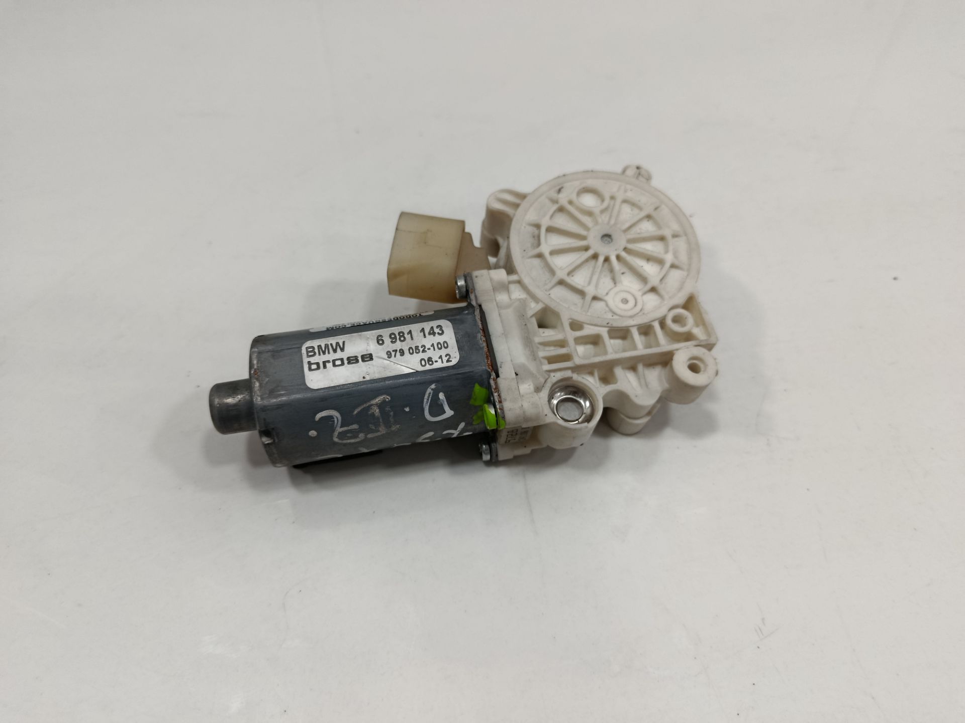 MOTOR ELEVALUNAS DELANTERO IZQUIERDO BMW SERIE 6 COUPE (E63) 630i