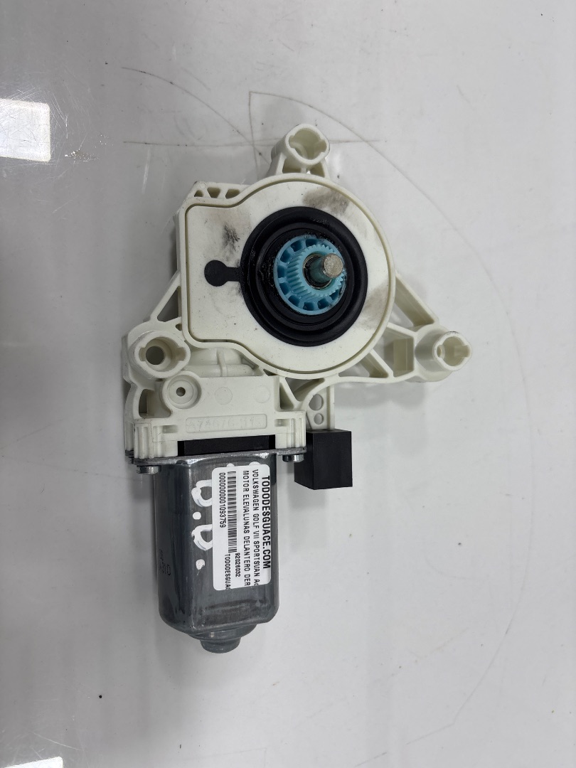 MOTOR ELEVALUNAS DELANTERO DERECHO VOLKSWAGEN GOLF VII SPORTSVAN Advance