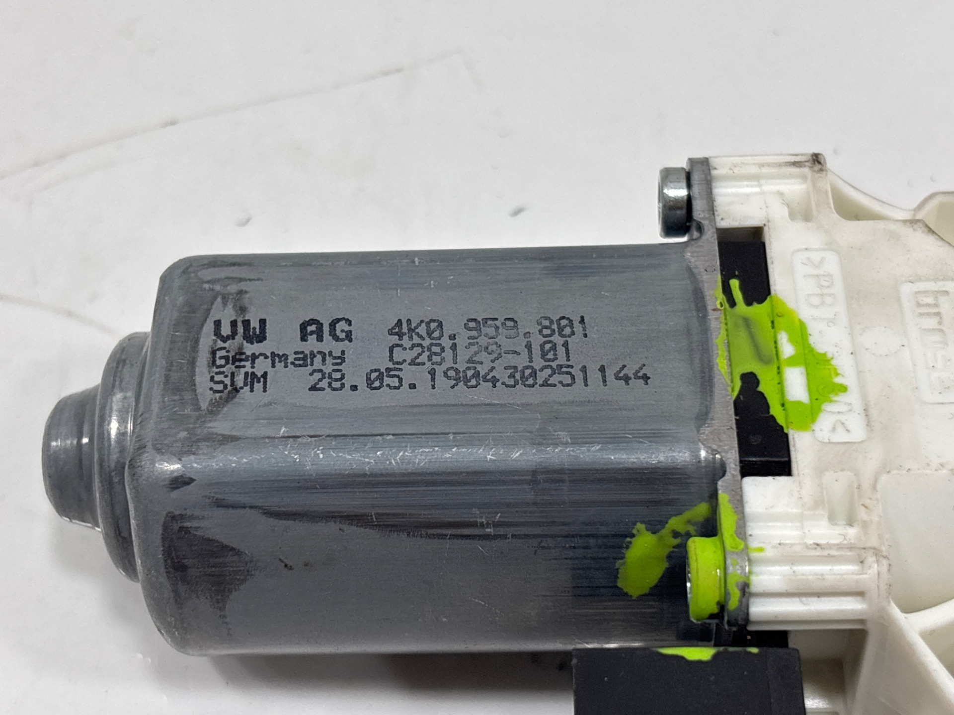 MOTOR ELEVALUNAS DELANTERO IZQUIERDO VOLKSWAGEN GOLF VII SPORTSVAN Advance