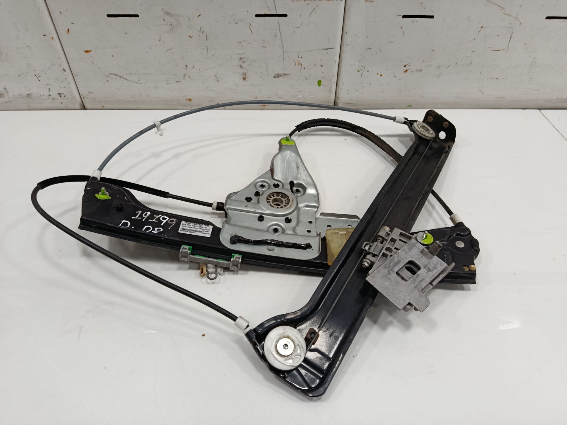 ELEVALUNAS DELANTERO DERECHO BMW SERIE 6 COUPE (E63) 635d