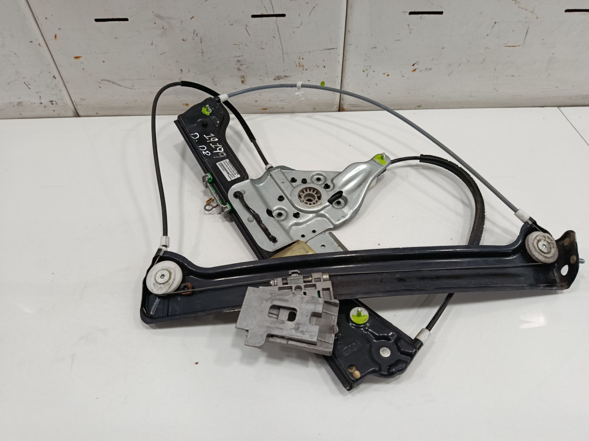 ELEVALUNAS DELANTERO DERECHO BMW SERIE 6 COUPE (E63) 635d