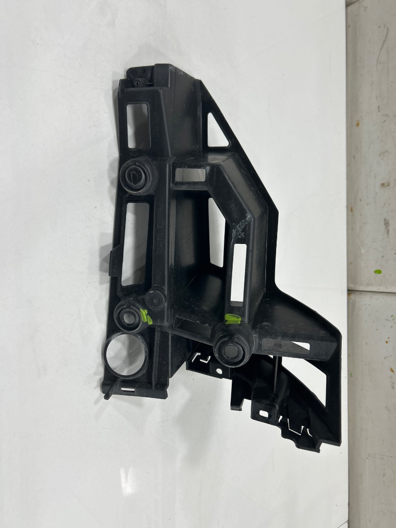 SOPORTE PARAGOLPES TRASERO PEUGEOT 3008 ACTIVE PACK