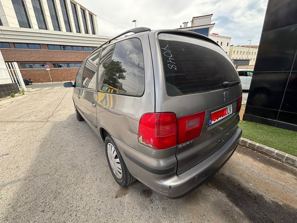 SEAT ALHAMBRA (7V9) Kids Motor 1,9 Ltr. - 96 kW TDI