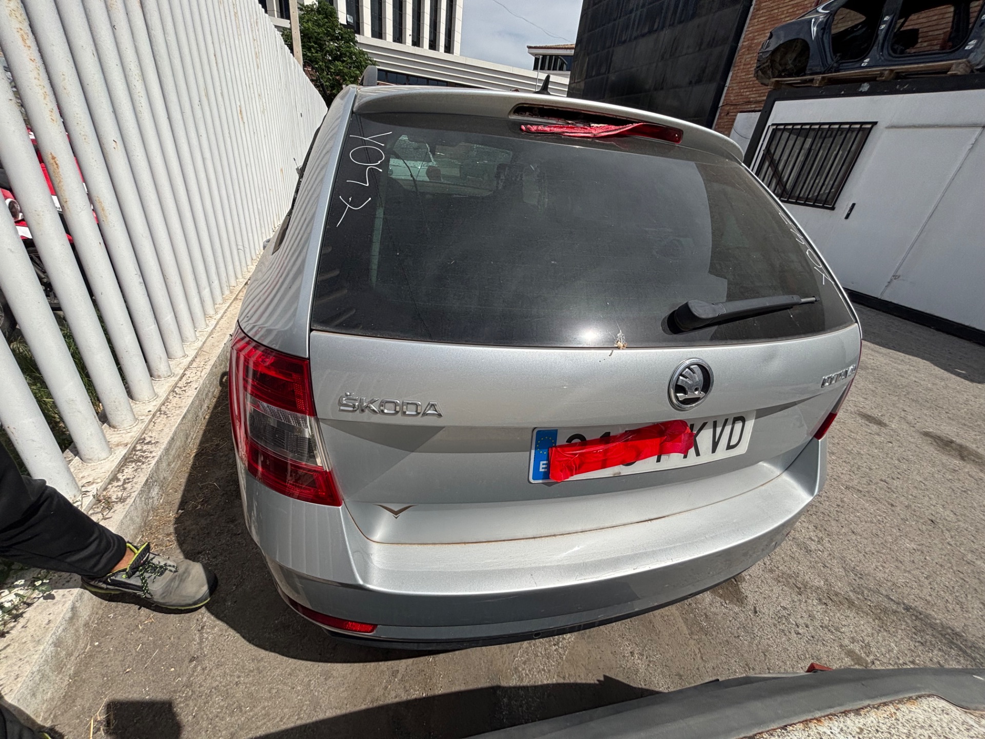 SKODA OCTAVIA COMBI (5E5) *