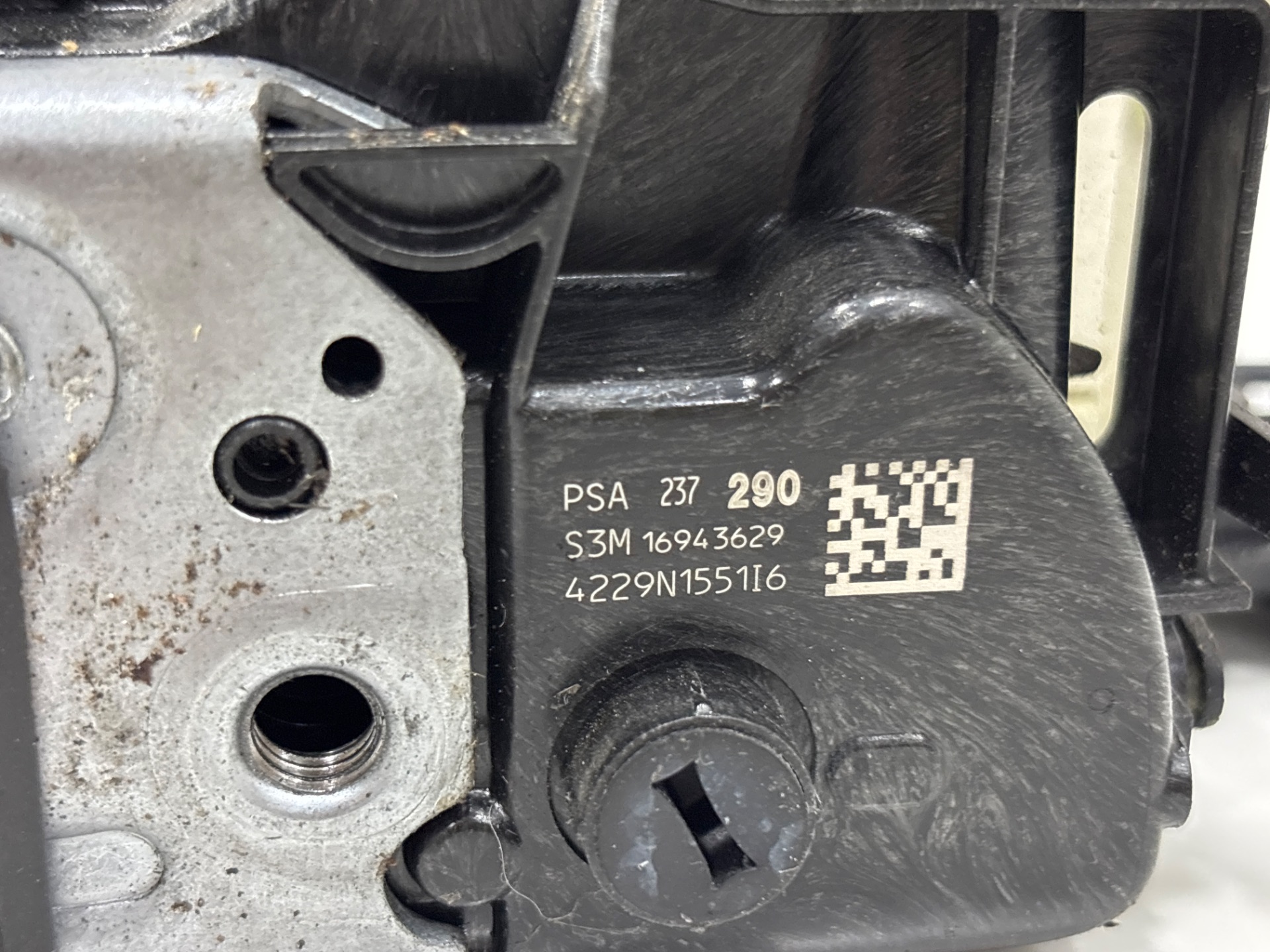 CERRADURA PUERTA TRASERA DERECHA PEUGEOT 3008 ACTIVE PACK