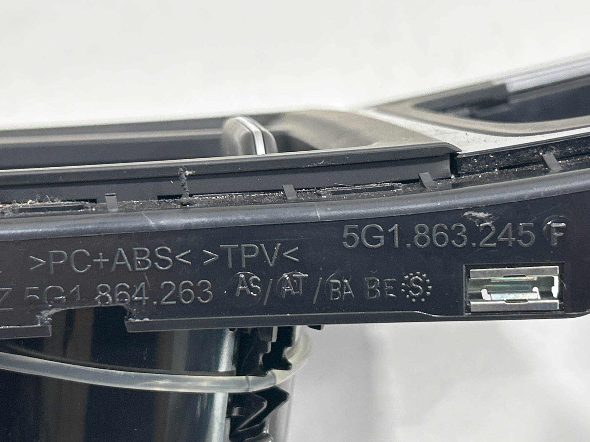 CONSOLA CENTRAL VOLKSWAGEN GOLF VII SPORTSVAN Advance