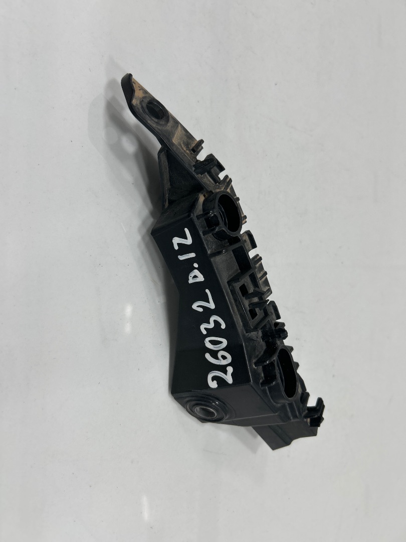 SOPORTE PARAGOLPES DELANTERO VOLKSWAGEN GOLF VII SPORTSVAN Advance