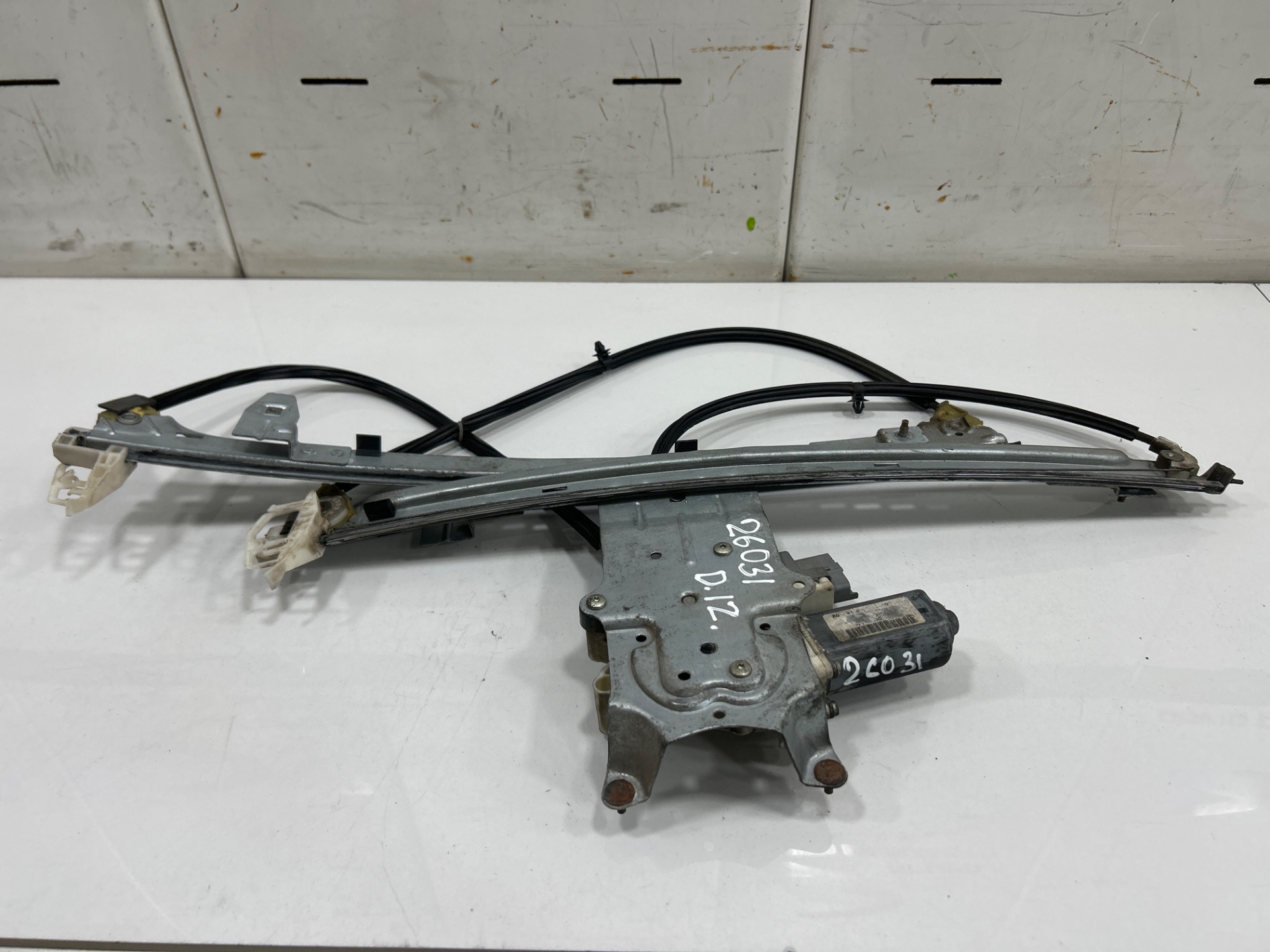 ELEVALUNAS DELANTERO IZQUIERDO CITROEN XSARA PICASSO 2.0 HDi Exclusive
