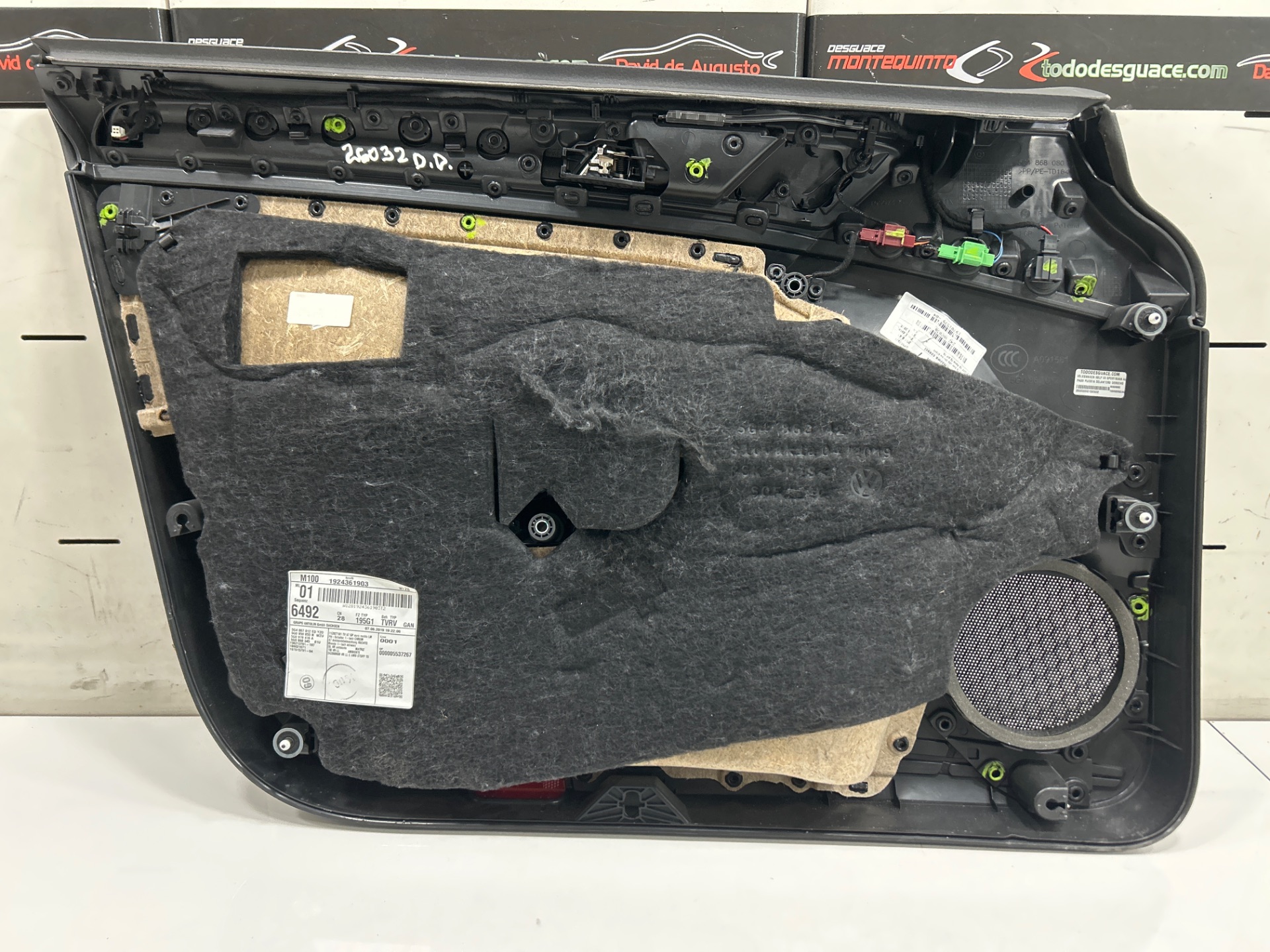 PAÑO PUERTA DELANTERO DERECHO VOLKSWAGEN GOLF VII SPORTSVAN Advance