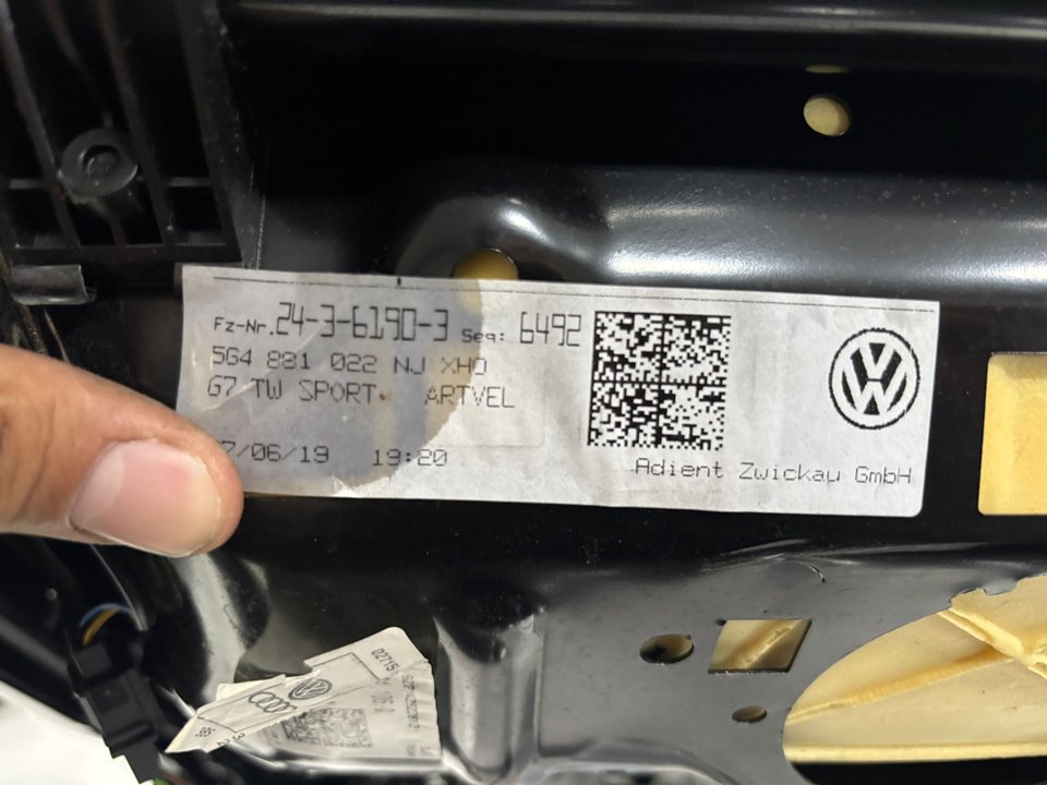 CONJUNTO ASIENTOS COMPLETO VOLKSWAGEN GOLF VII SPORTSVAN Advance