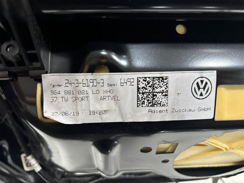 CONJUNTO ASIENTOS COMPLETO VOLKSWAGEN GOLF VII SPORTSVAN Advance