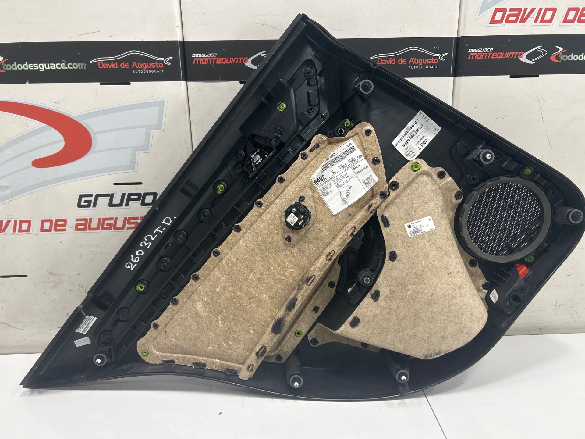 PAÑO PUERTA TRASERO DERECHO VOLKSWAGEN GOLF VII SPORTSVAN Advance