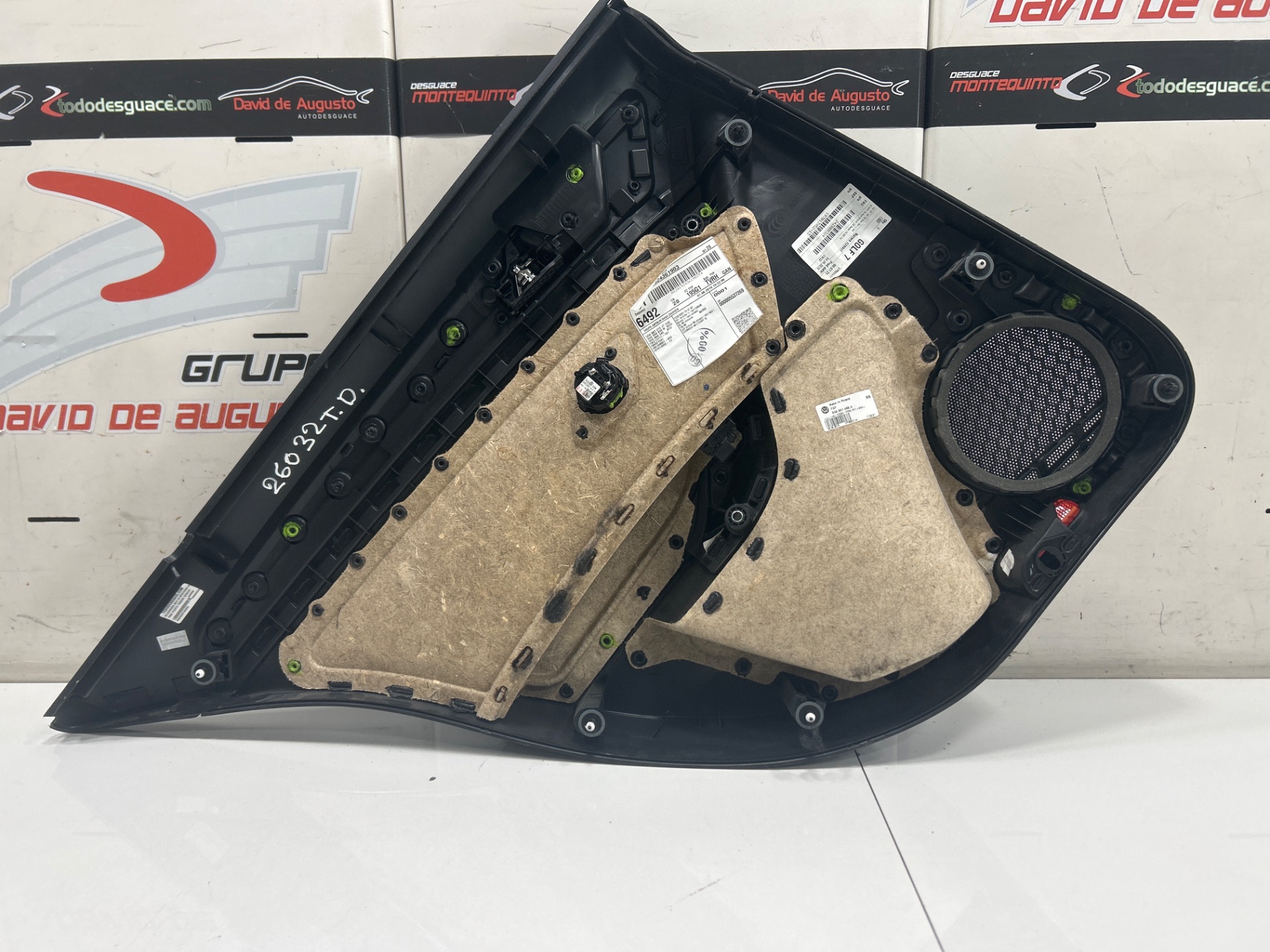PAÑO PUERTA TRASERO DERECHO VOLKSWAGEN GOLF VII SPORTSVAN Advance
