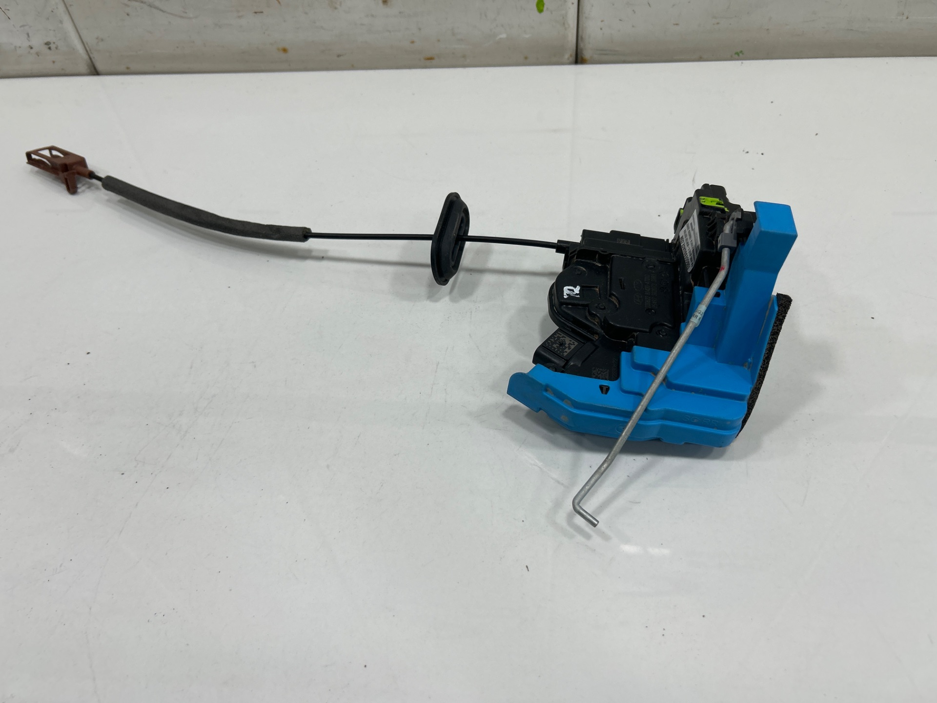 CERRADURA PUERTA TRASERA DERECHA KIA NIRO (SG2) E-WINTER EDITION