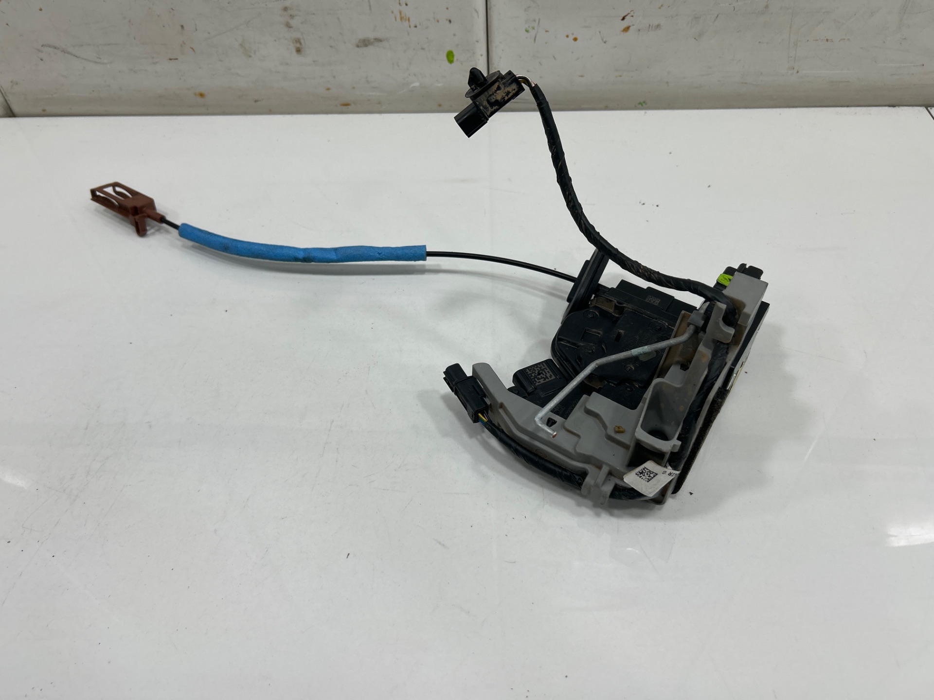 CERRADURA PUERTA DELANTERA DERECHA KIA NIRO (SG2) E-WINTER EDITION