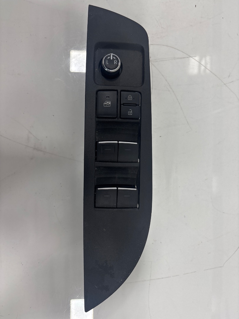 MANDO ELEVALUNAS DELANTERO IZQUIERDO TOYOTA COROLLA (E21) HYBRID STYLE